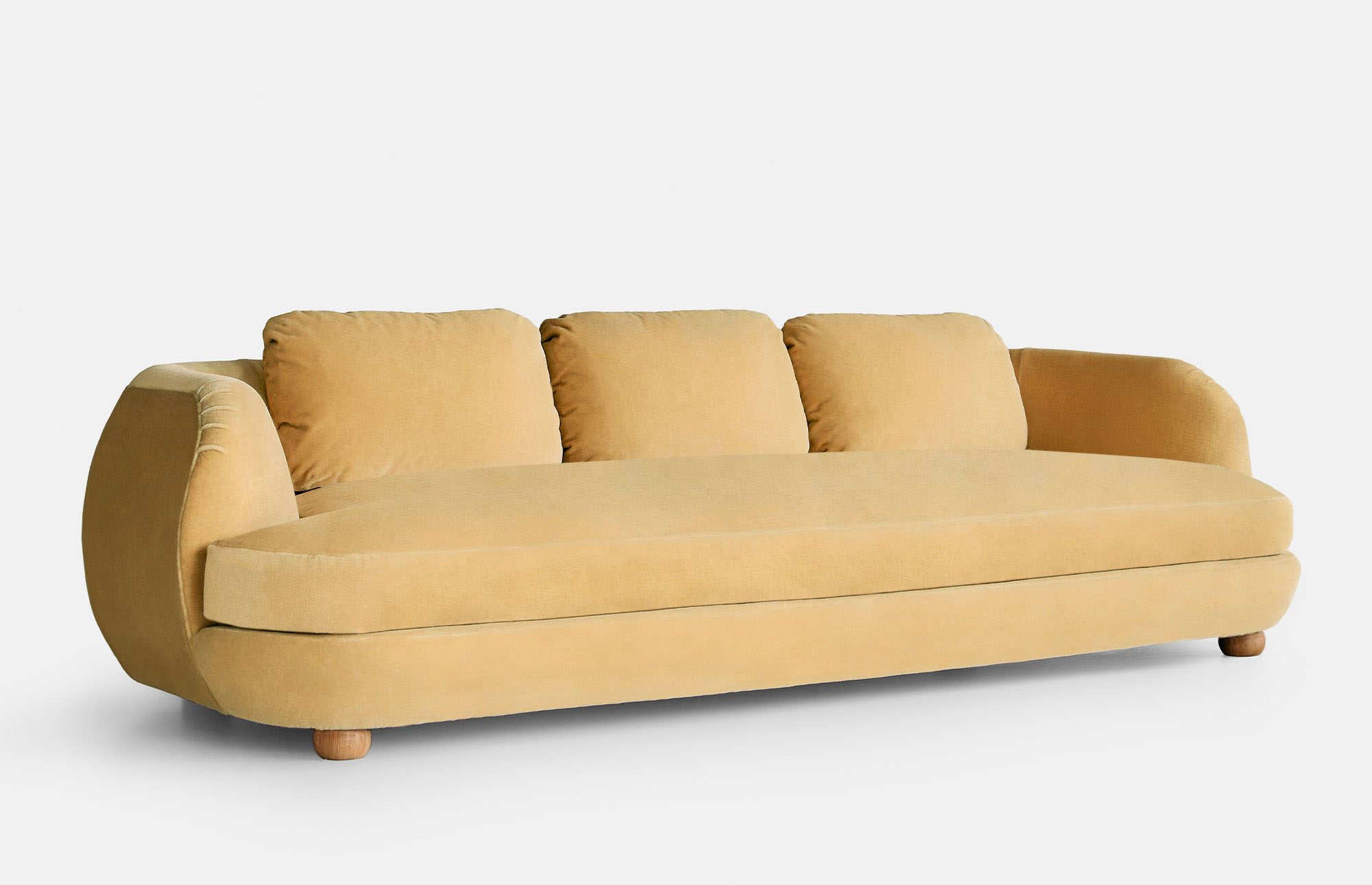 53457 31a3b6359d Mamma Sofa 19 Portrait