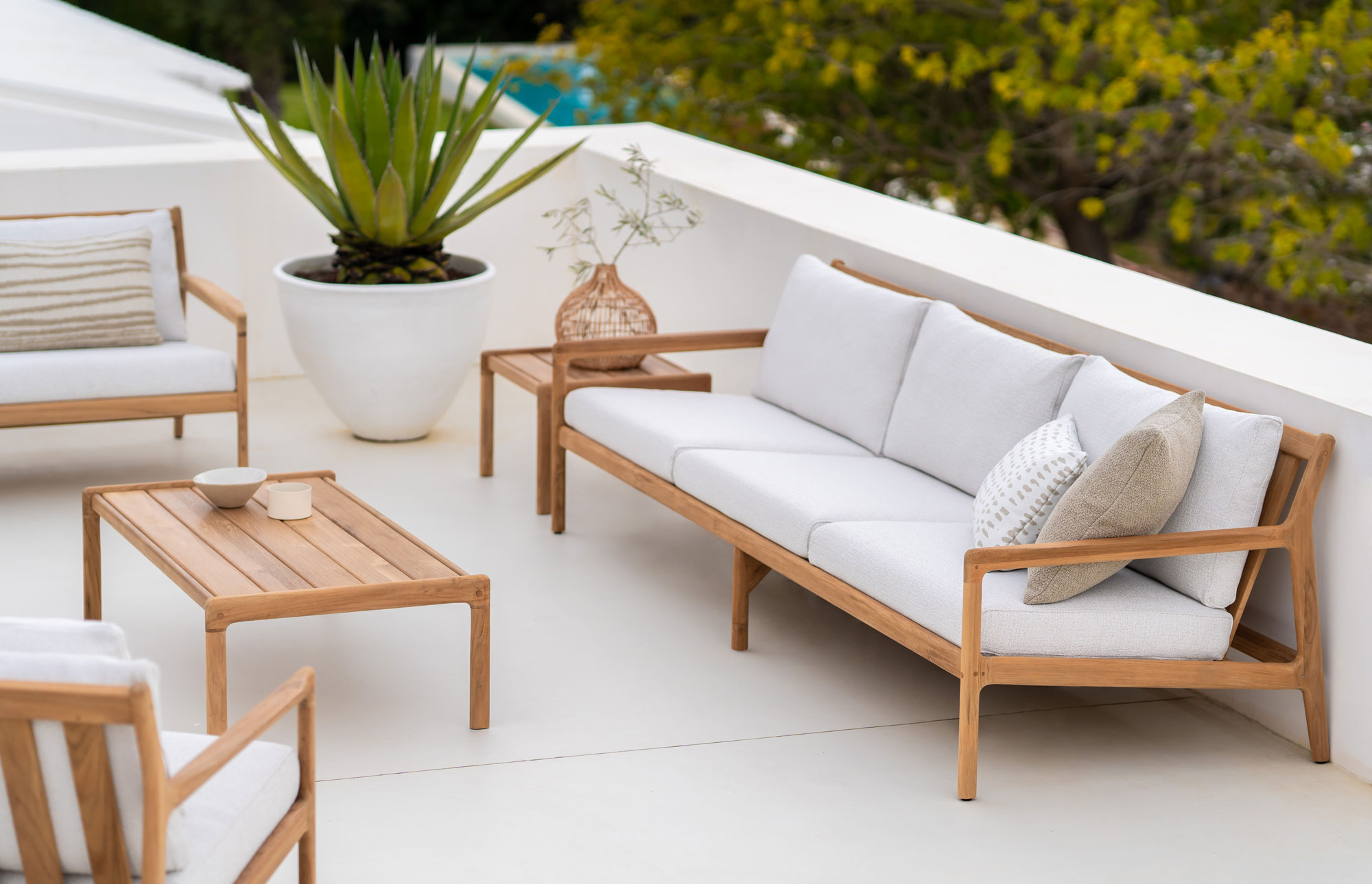 53616 71a8f56521 Jack Outdoor Sofa 265 2 Portrait