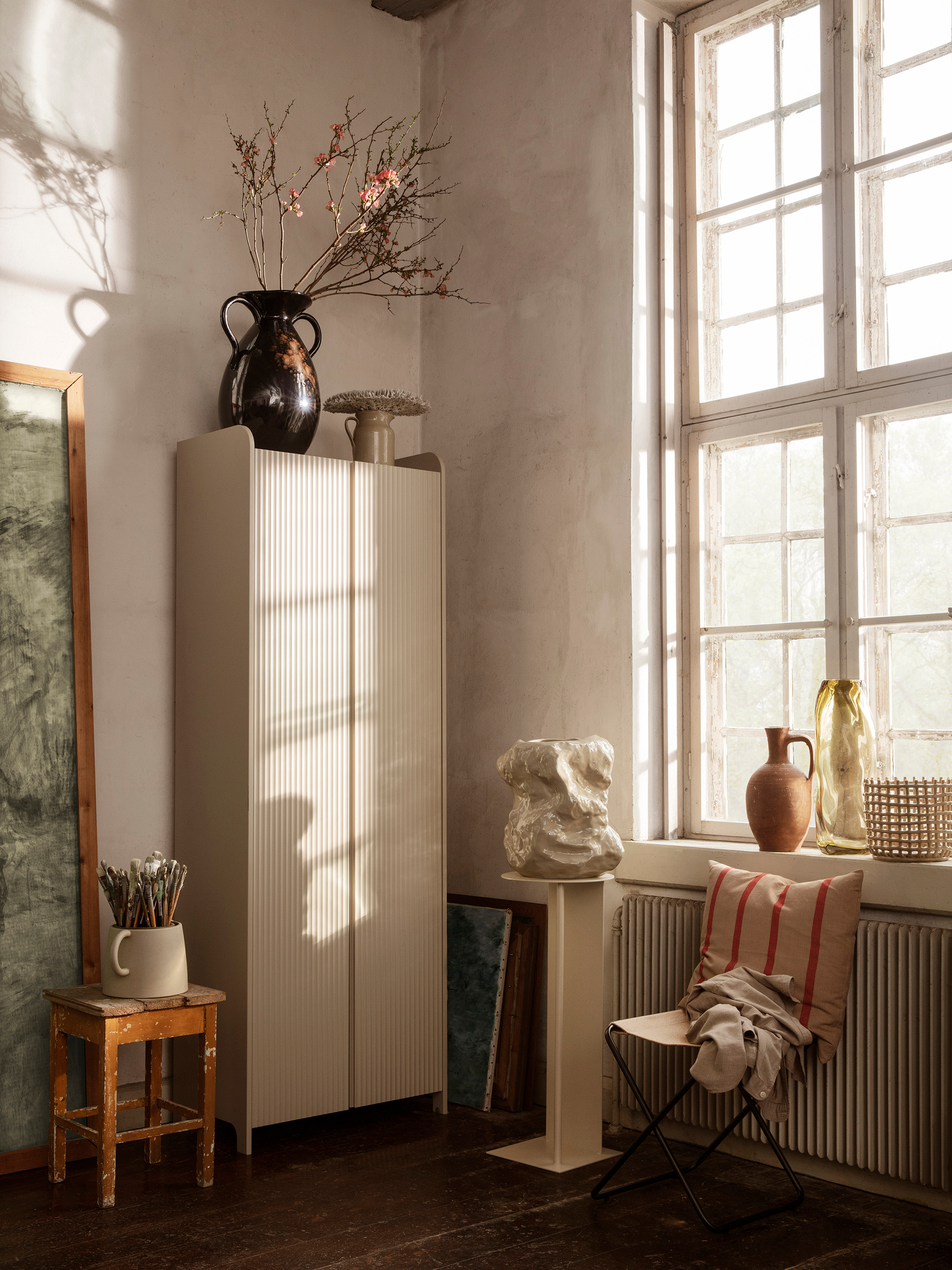 53984 B3a0994e53 Fermliving Sillcupboardtall Image 1 Portrait