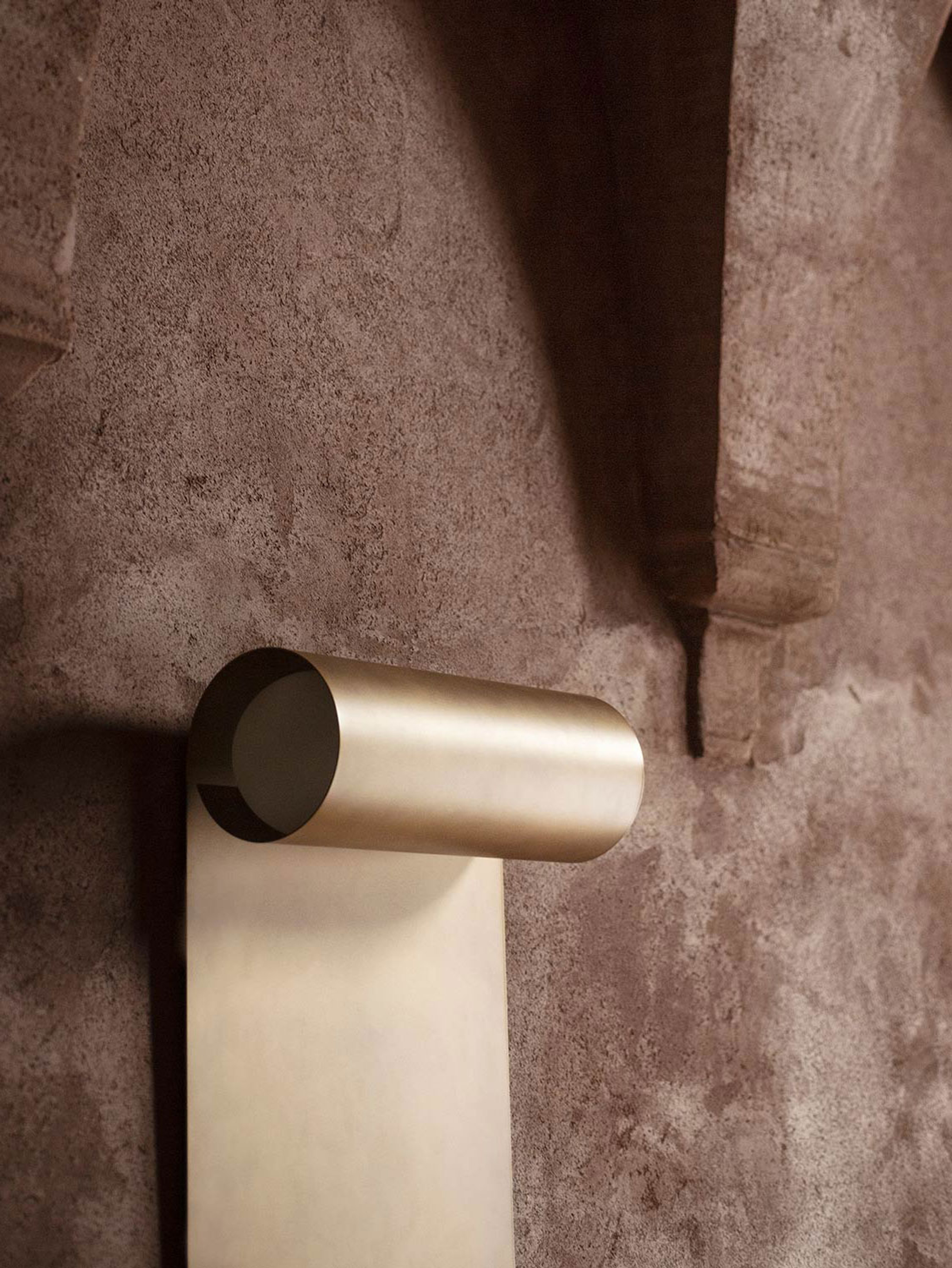 54055 7f1bddd6b8 Tacchini Home Collection Mdw 2024 73 Portrait