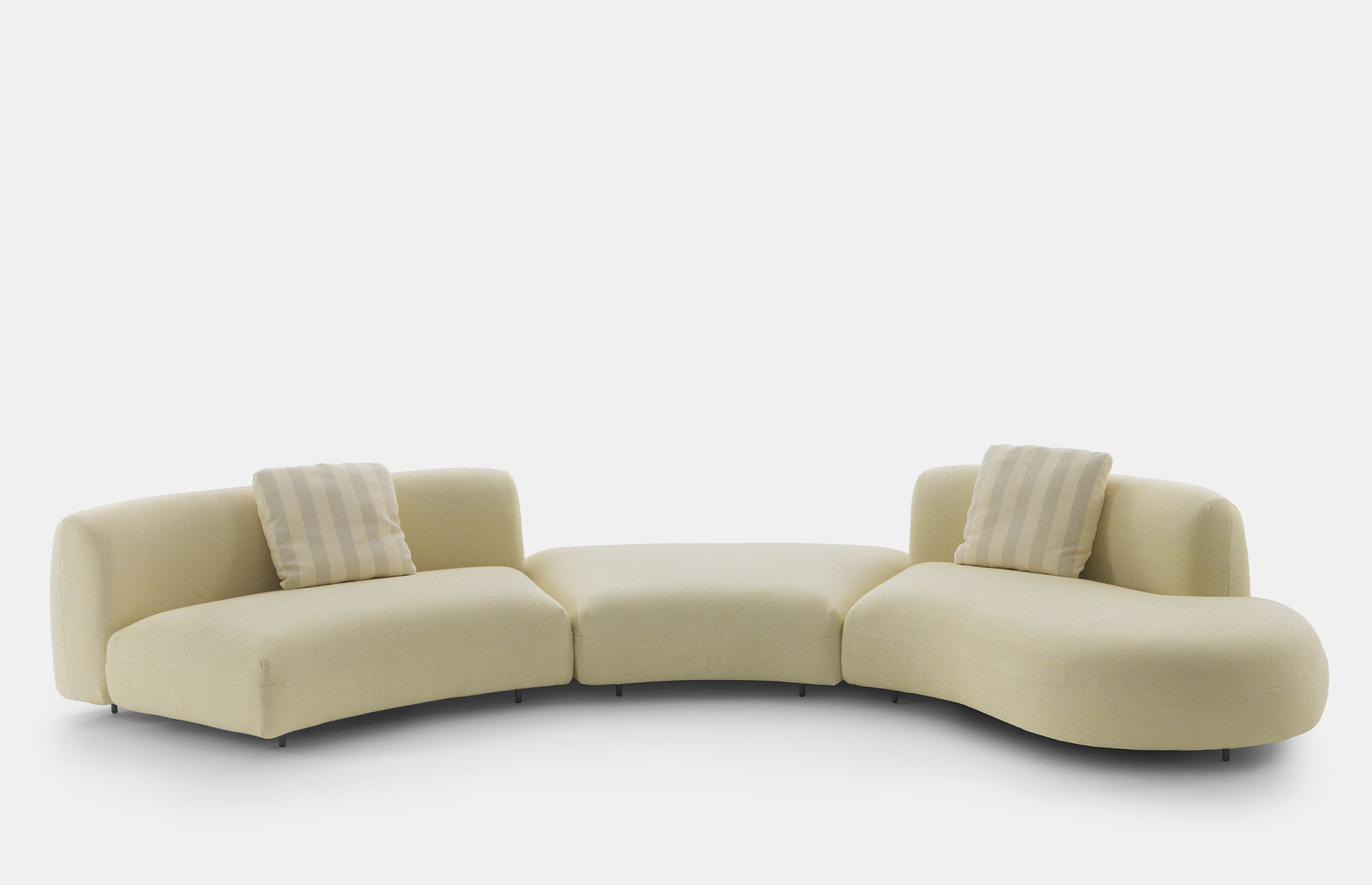 54555 2d1bf86b7a Tokio Sofa Portrait