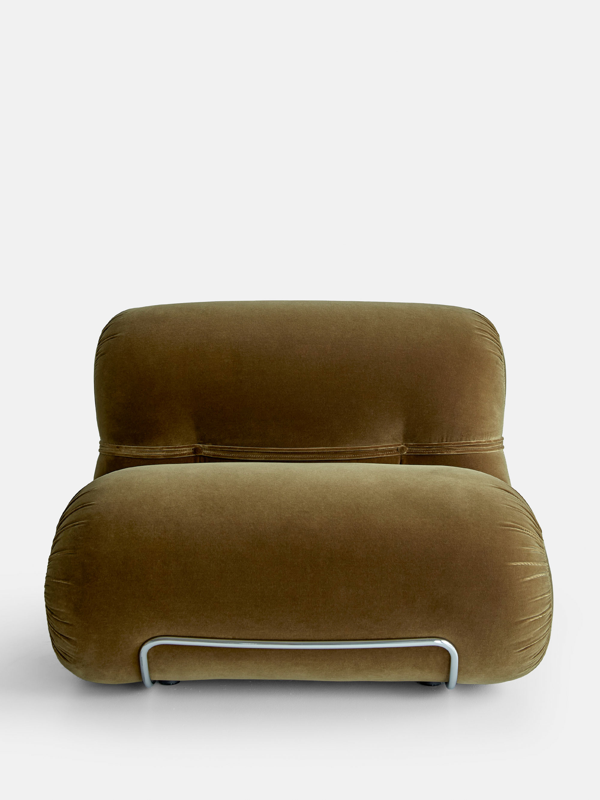 54568 251bea0616 Tacchini Orsola Armchair Ombra 06 3121553 Portrait