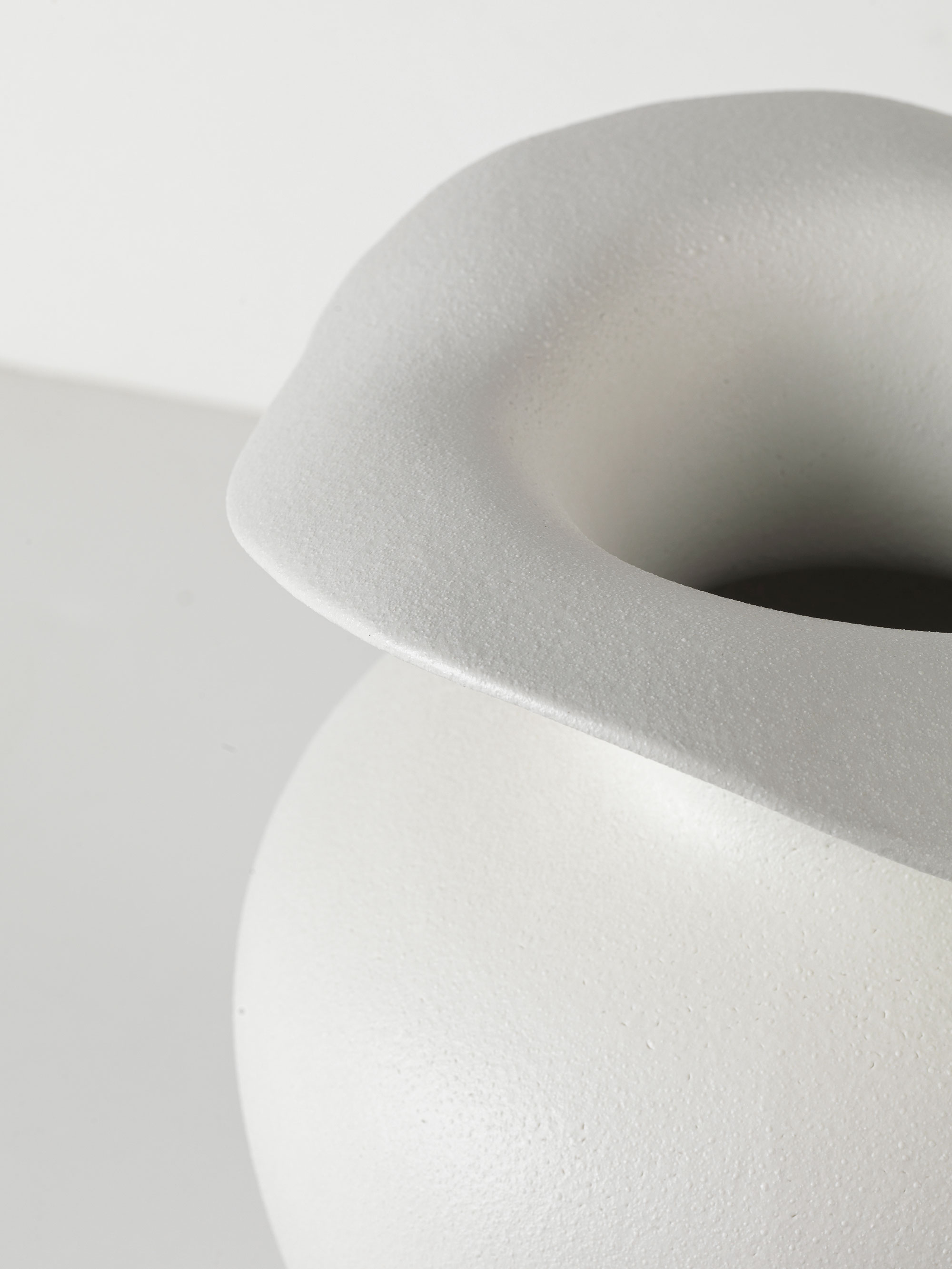 54926 015180d2fa Brostecph Detail Florentina Vase 1 Portrait