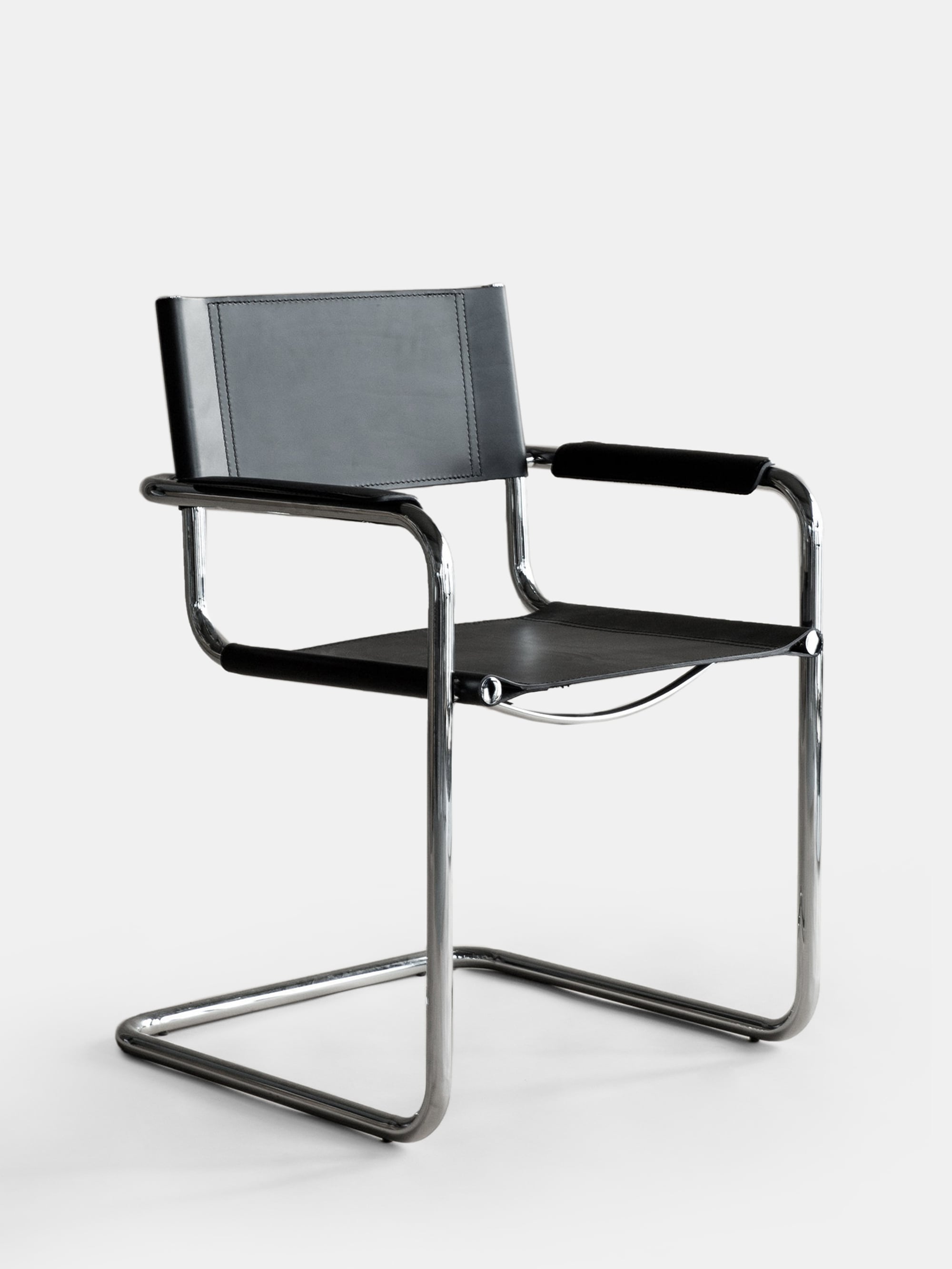 55027 Fb4b822619 Bauhaus Armchair Black Portrait