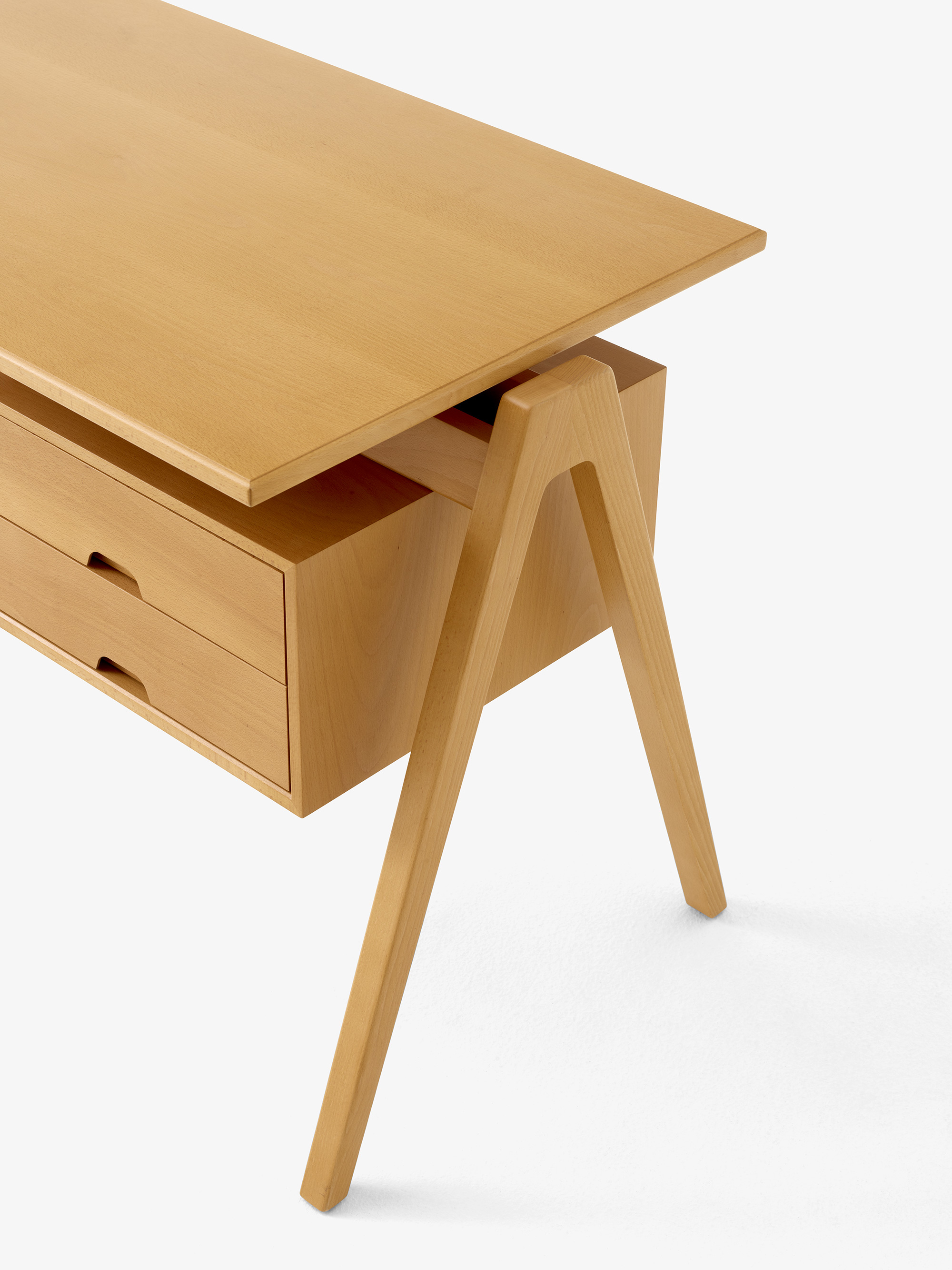 55314 9648a6c8f2 Daystak Table Rd2 Rd3 W Daystak Desk Drawer Beech Detail Portrait