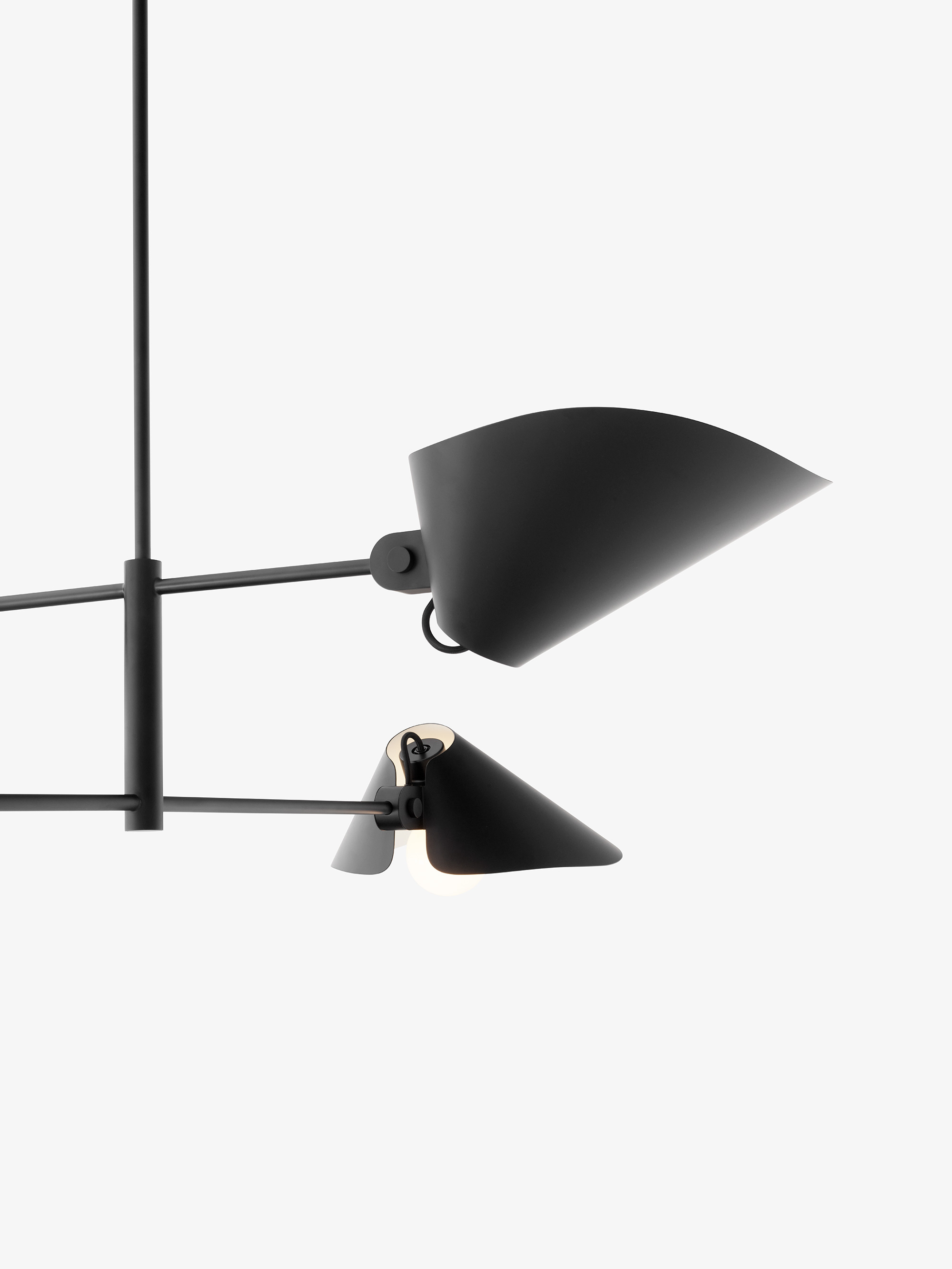55322 4c54ab3a1b Bonnet Chandelier Black Detail Light Portrait