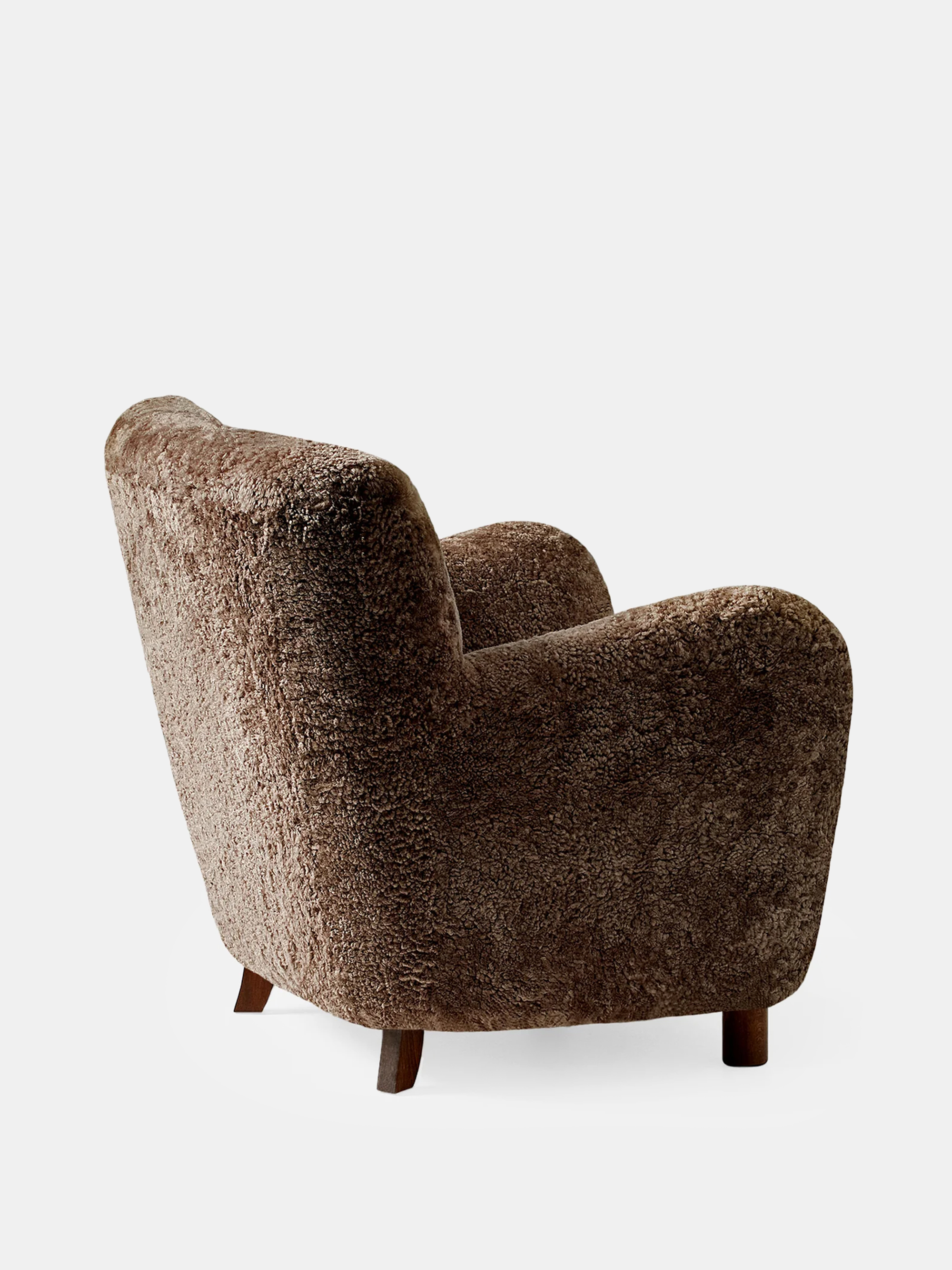 55806 Ea772688f4 Dagmar 54 Sahara Walnut Back Portrait