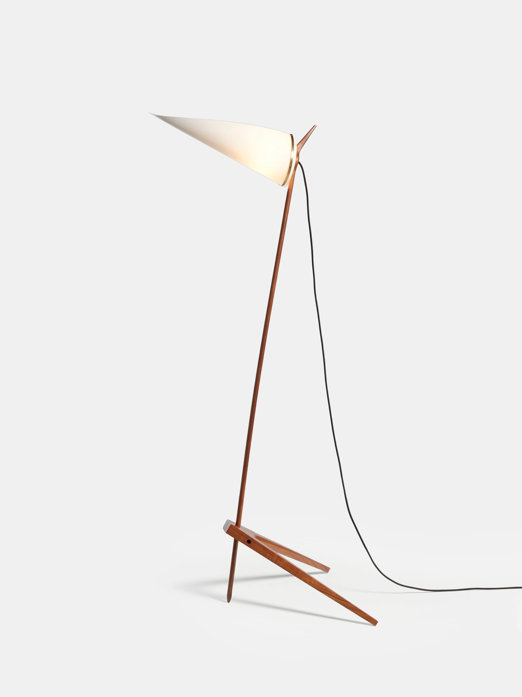 55883 6ff2995518 Classic Floor Lamp Portrait
