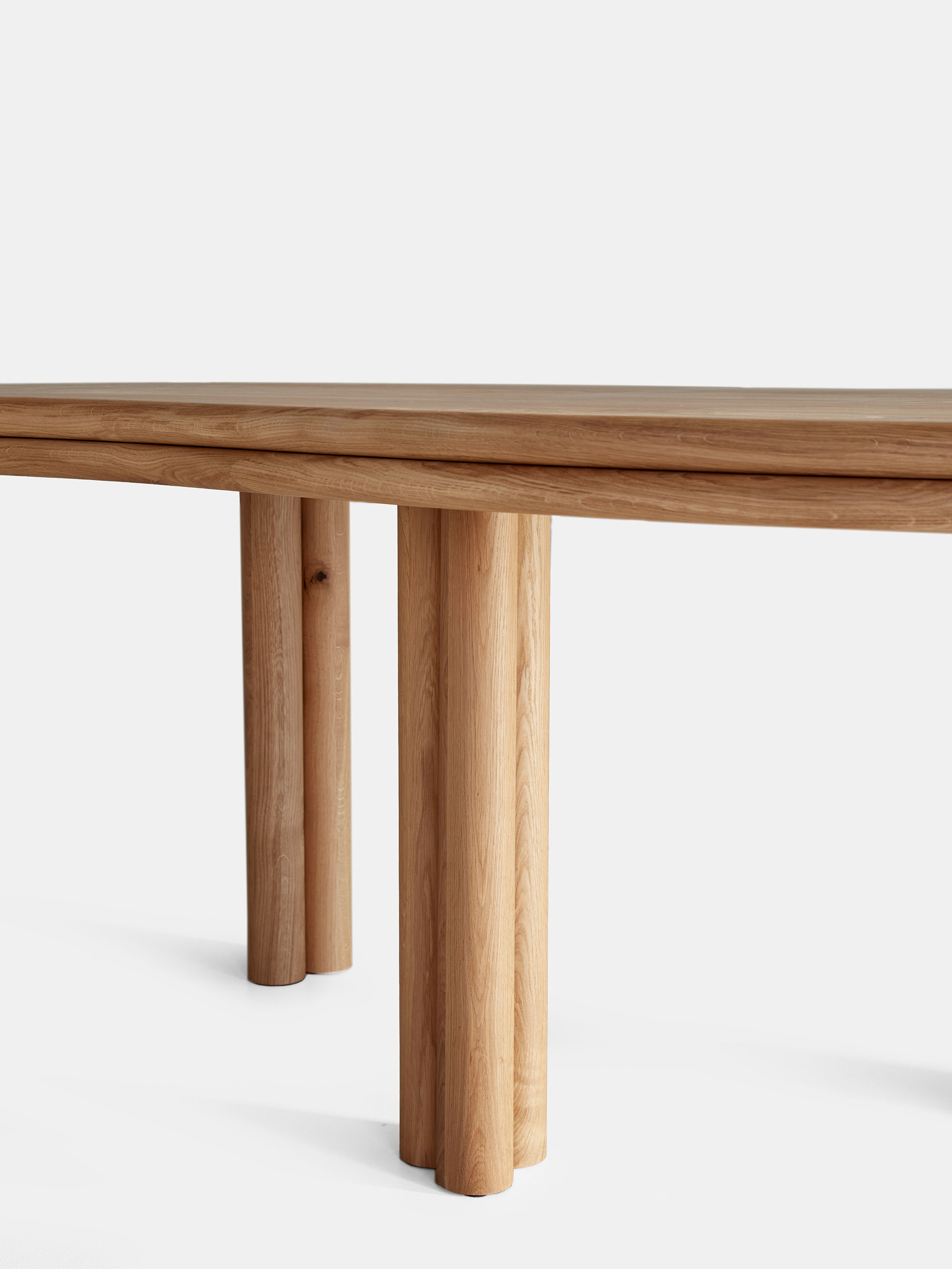 55996 62cb9be561 Klodd Dining Table 6 Portrait