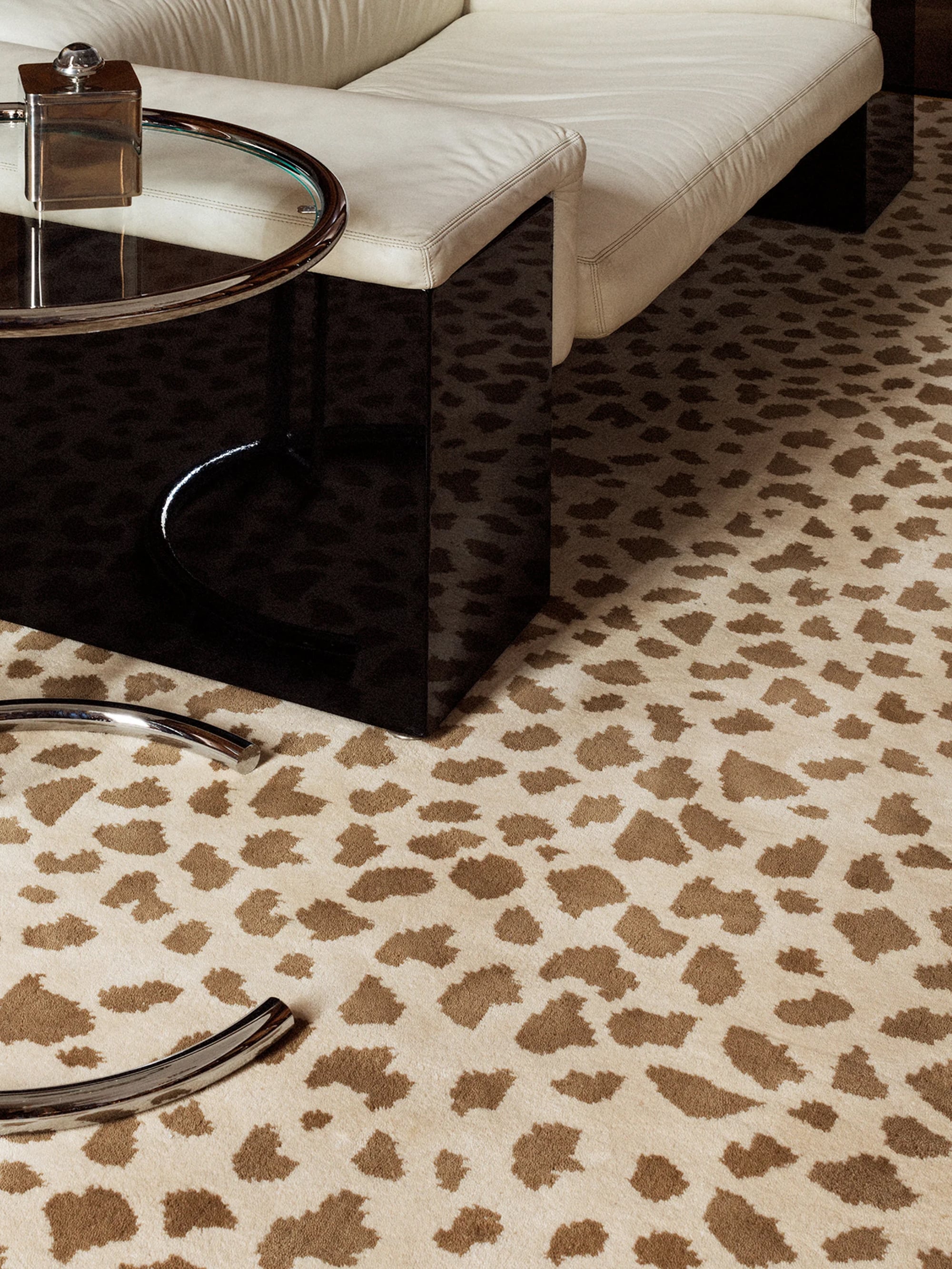 56131 70fdcbe413 Gild Leopard 3 Portrait
