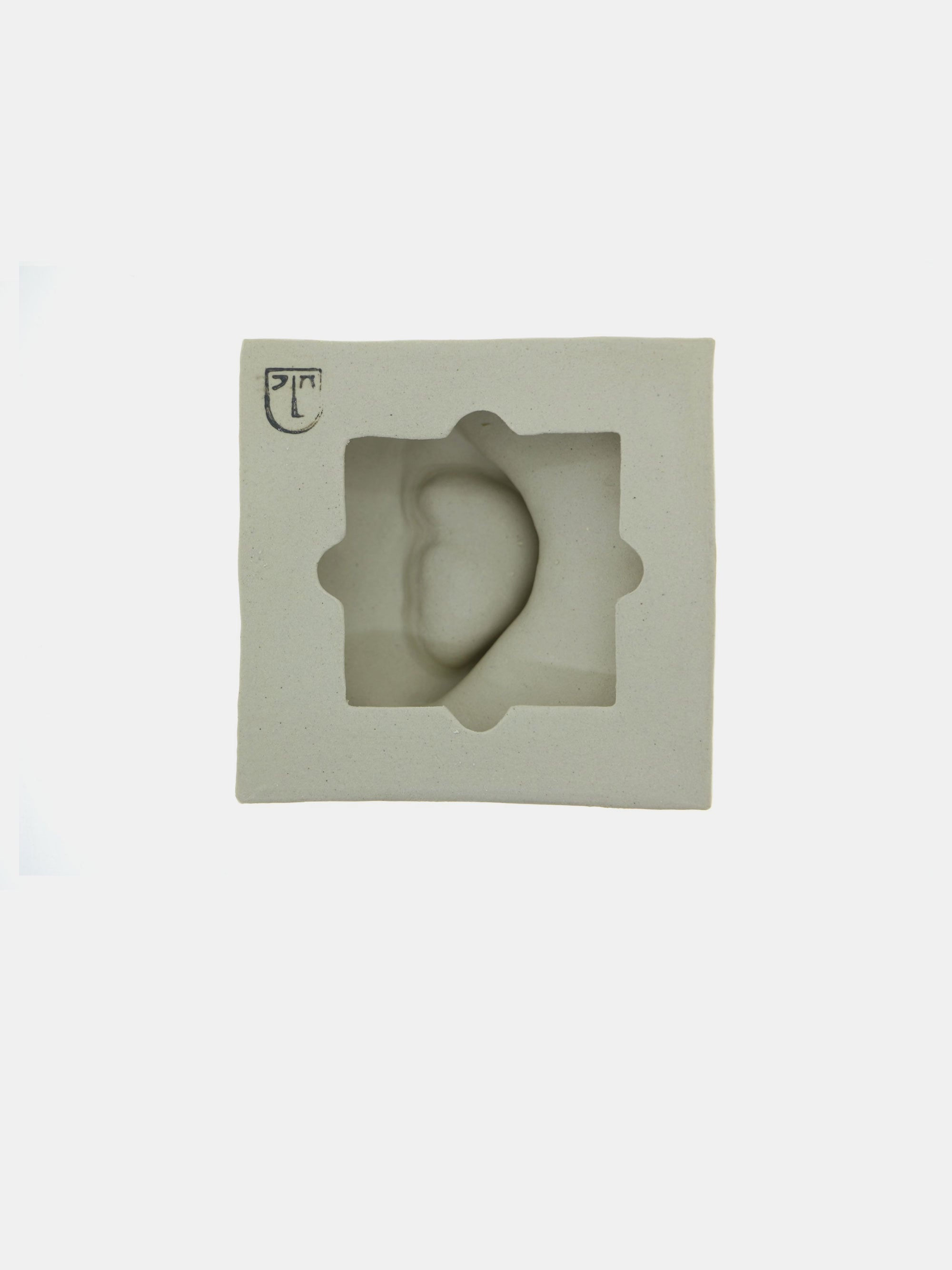 56144 3d34e0b97a Ear Portrait