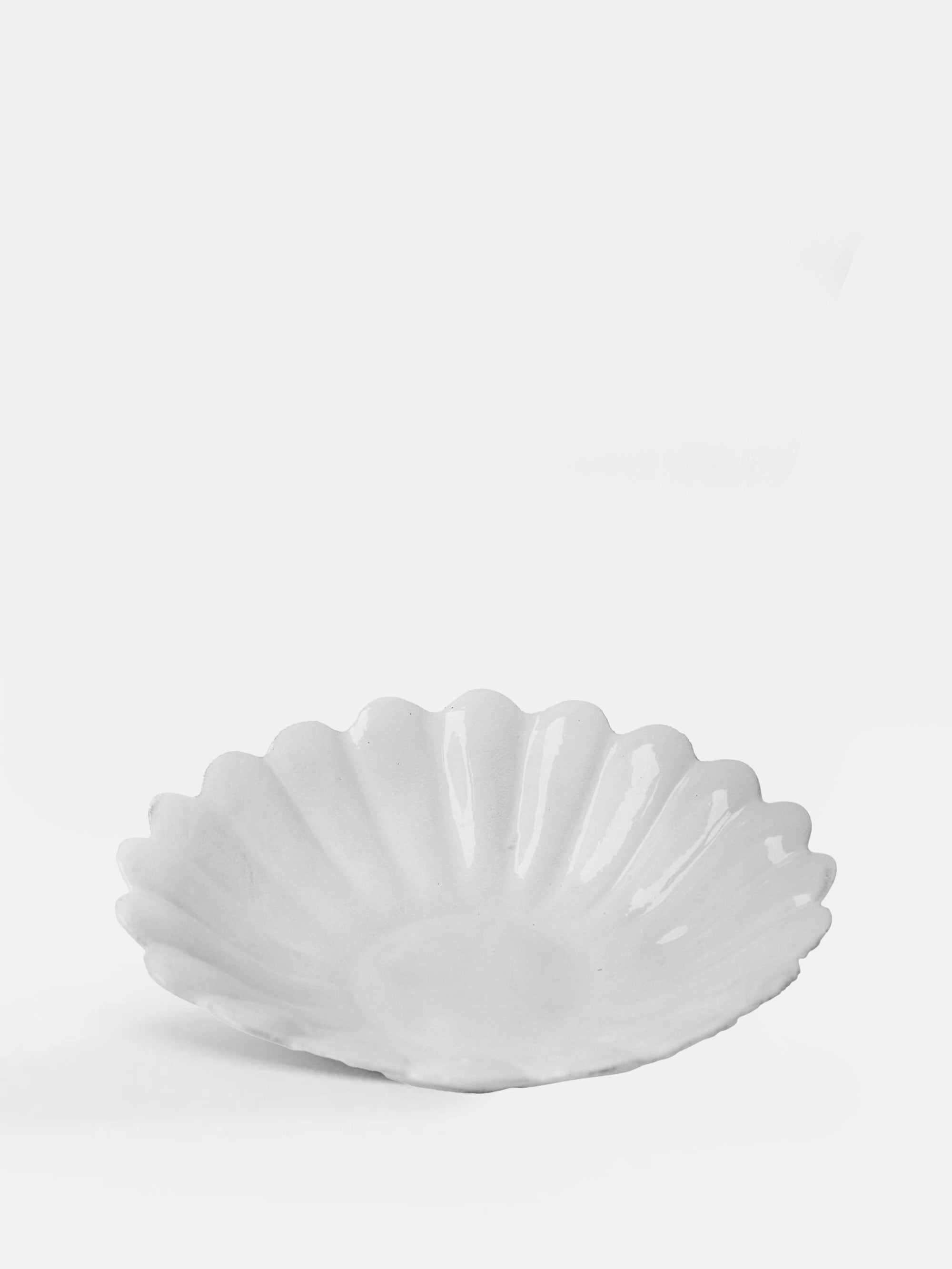 56222 Fdc9ffb46a Marguerite Large Fruit Bowl 1 Portrait