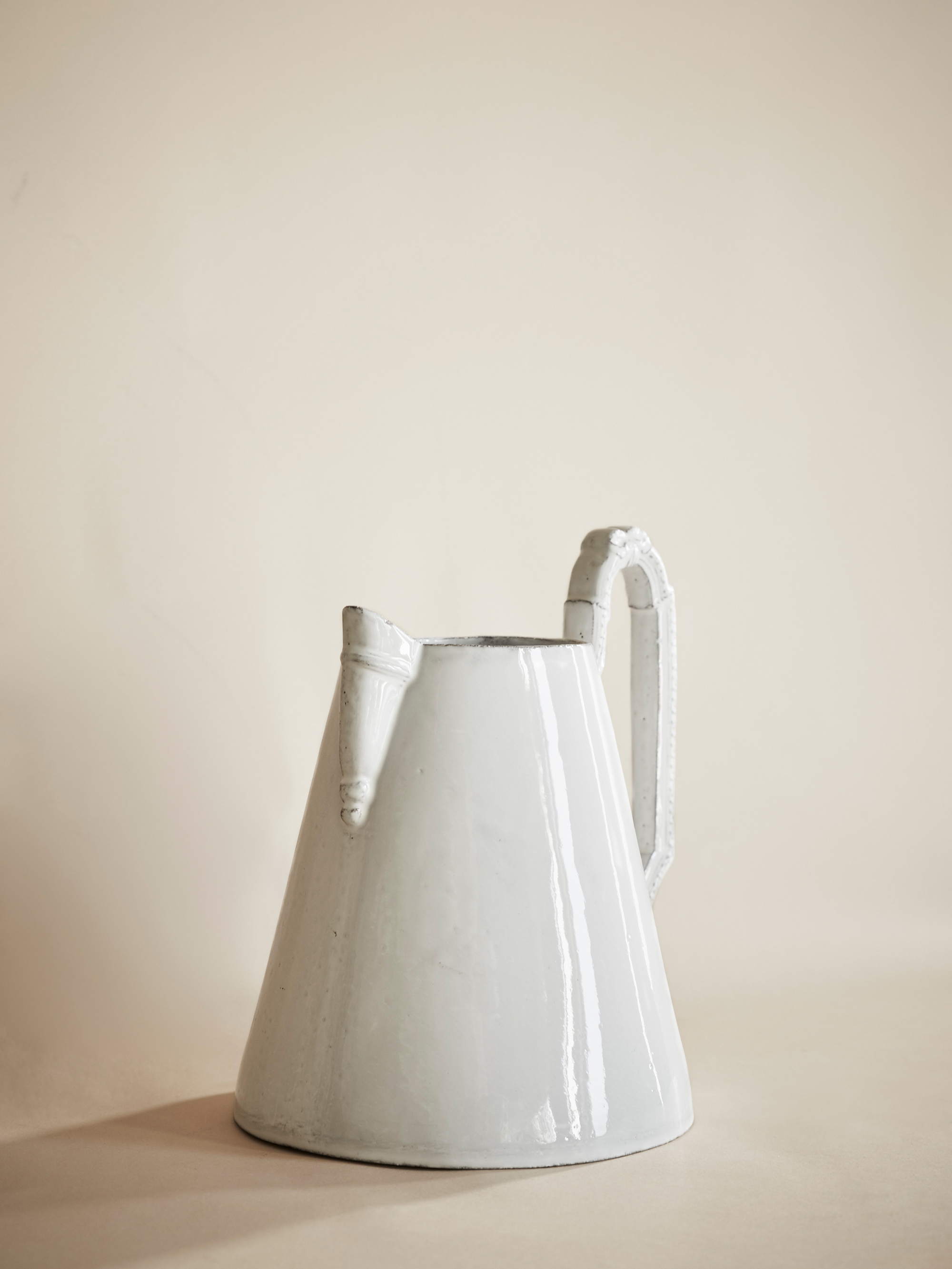 Astier de Villatte — Grand pitcher Louis XV — Carafes | Artilleriet