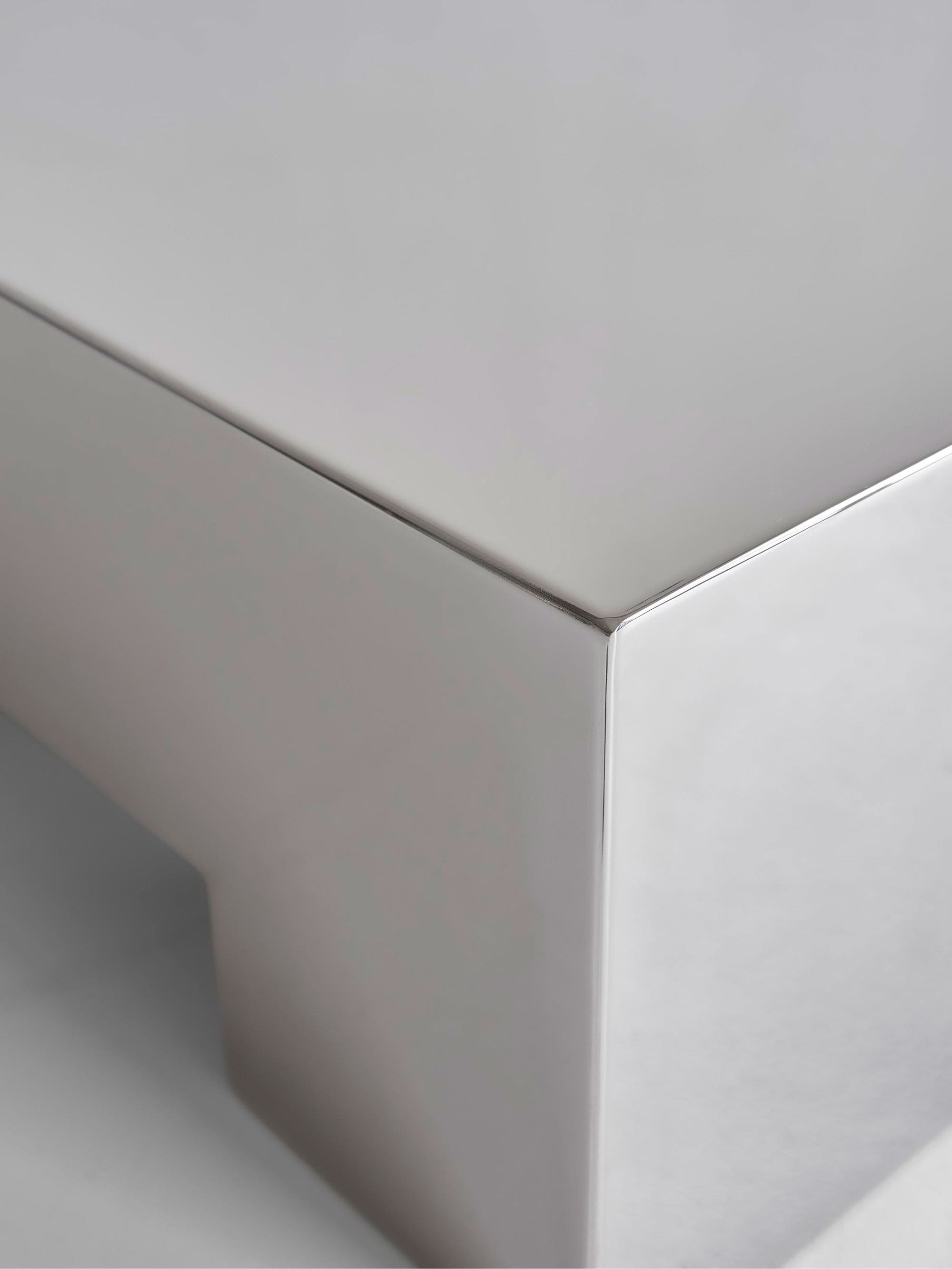 56758 7cea007ccf Halo Table 80x80 2124127 Portrait