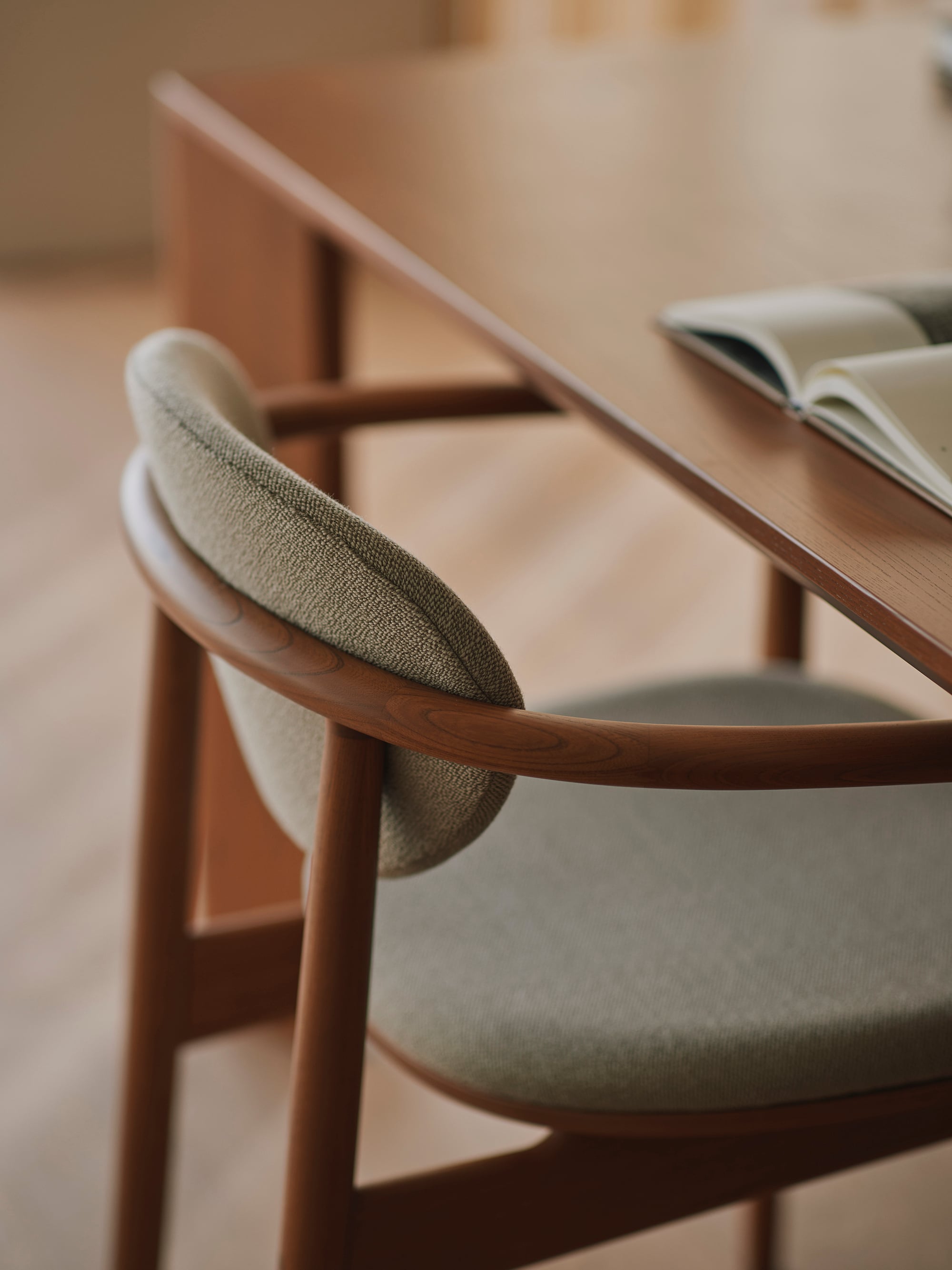 56971 A0ee0e6ded A Dc04 Dining Chair 7124452 Portrait