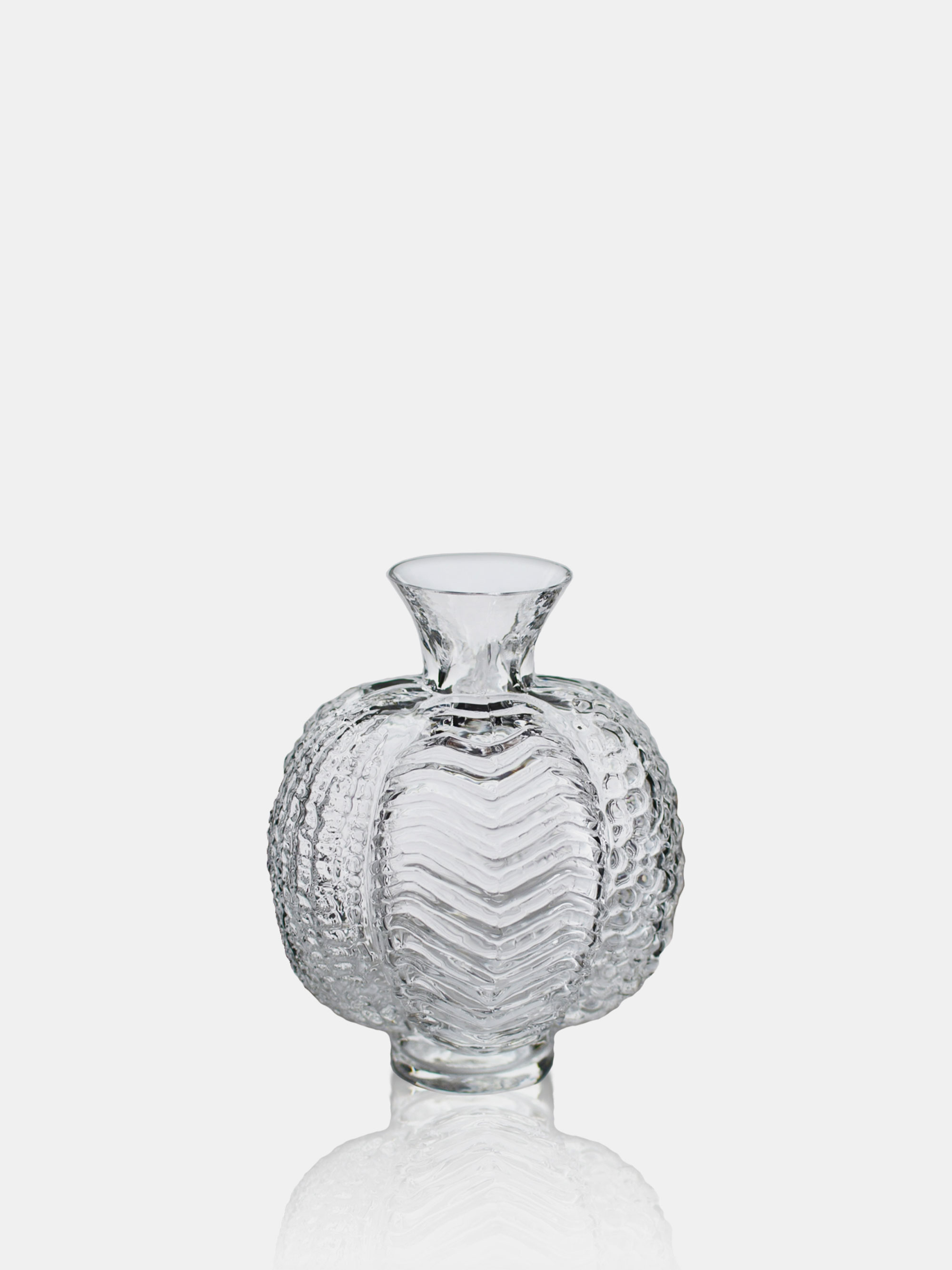 57074 76766cb17e Fro Vase Portrait