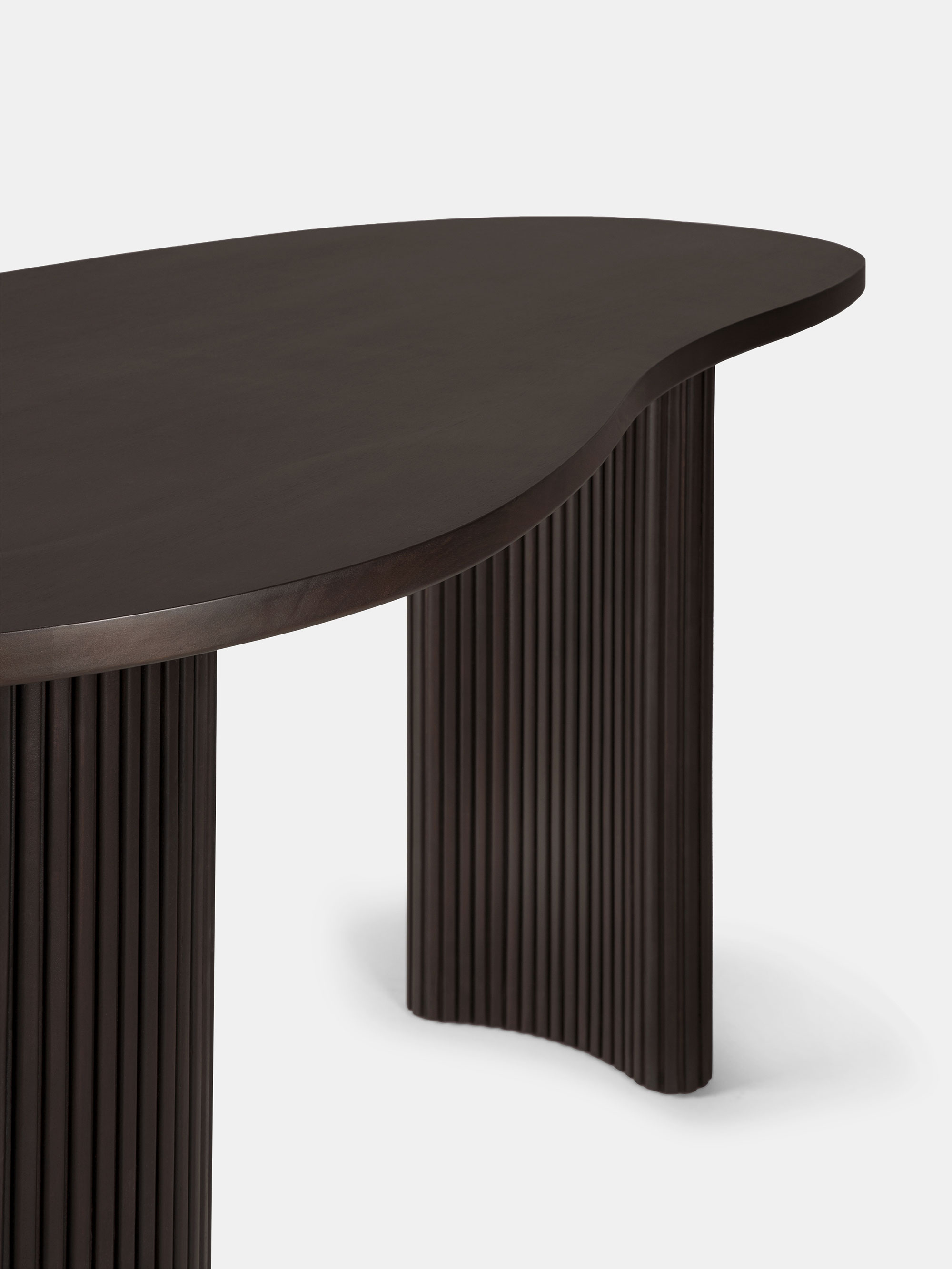 57134 1b2789b5d6 35011 Boomerang Desk Varnished Mahogany Dark Brown Det02 Cut Hq Portrait