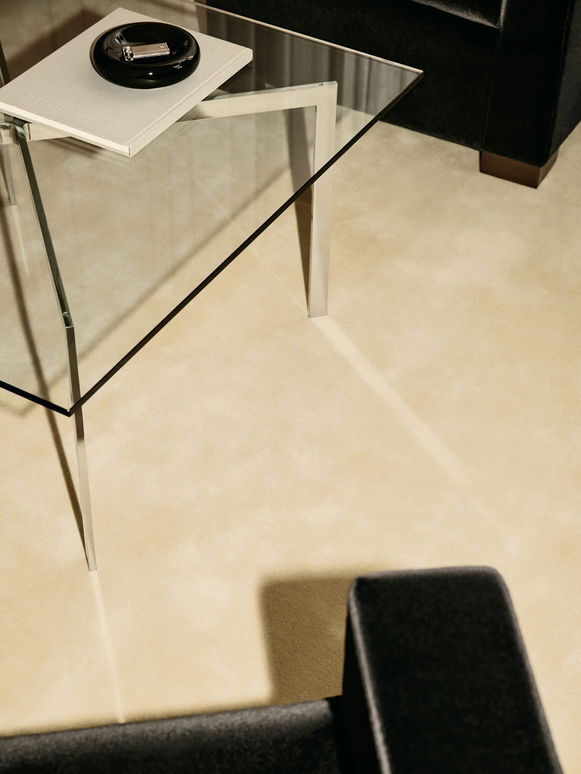 57250 Cf9101f240 Nkrug103 2125750 Portrait