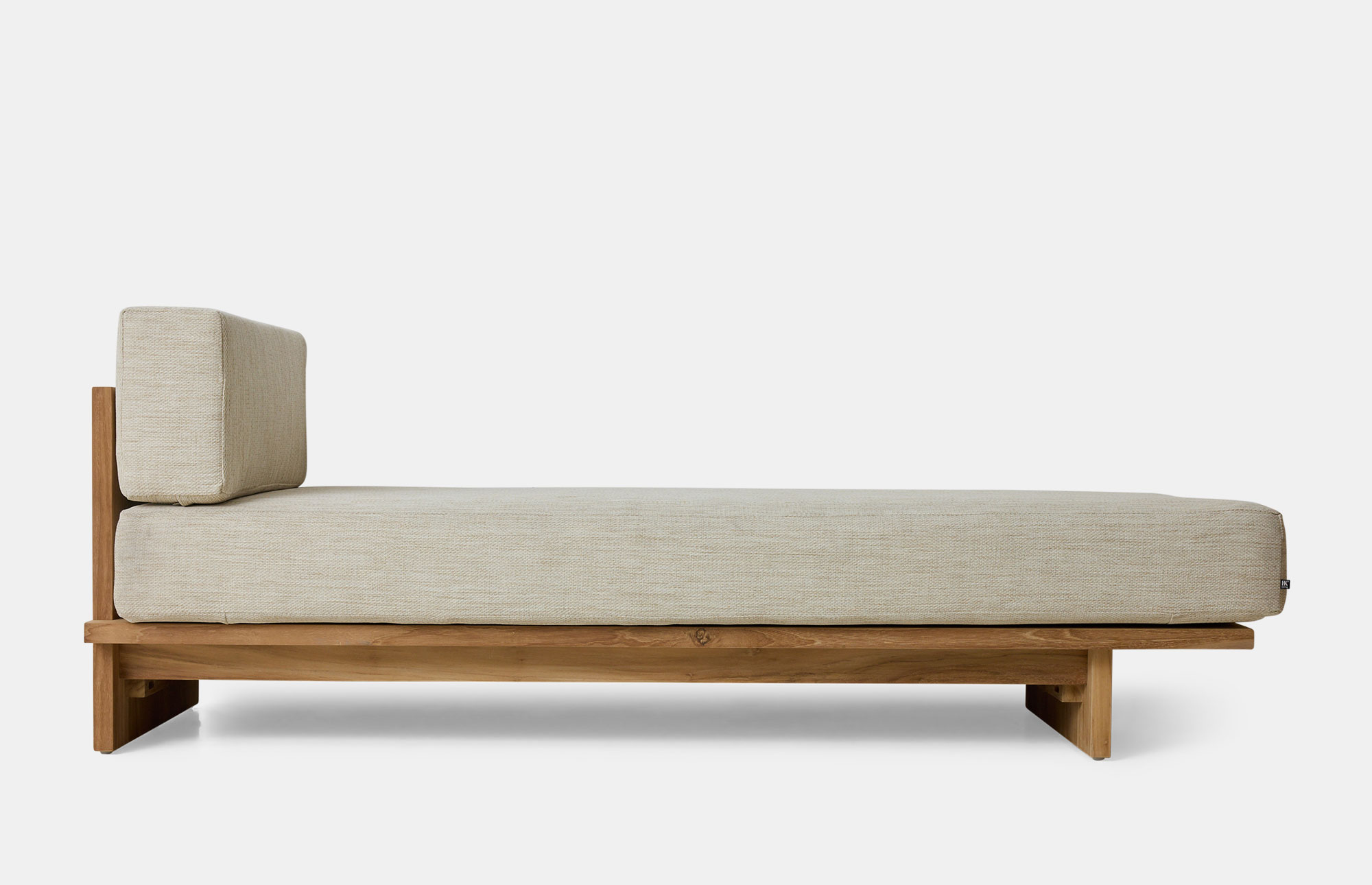 57538 D6ab0e8904 Daybed Portrait