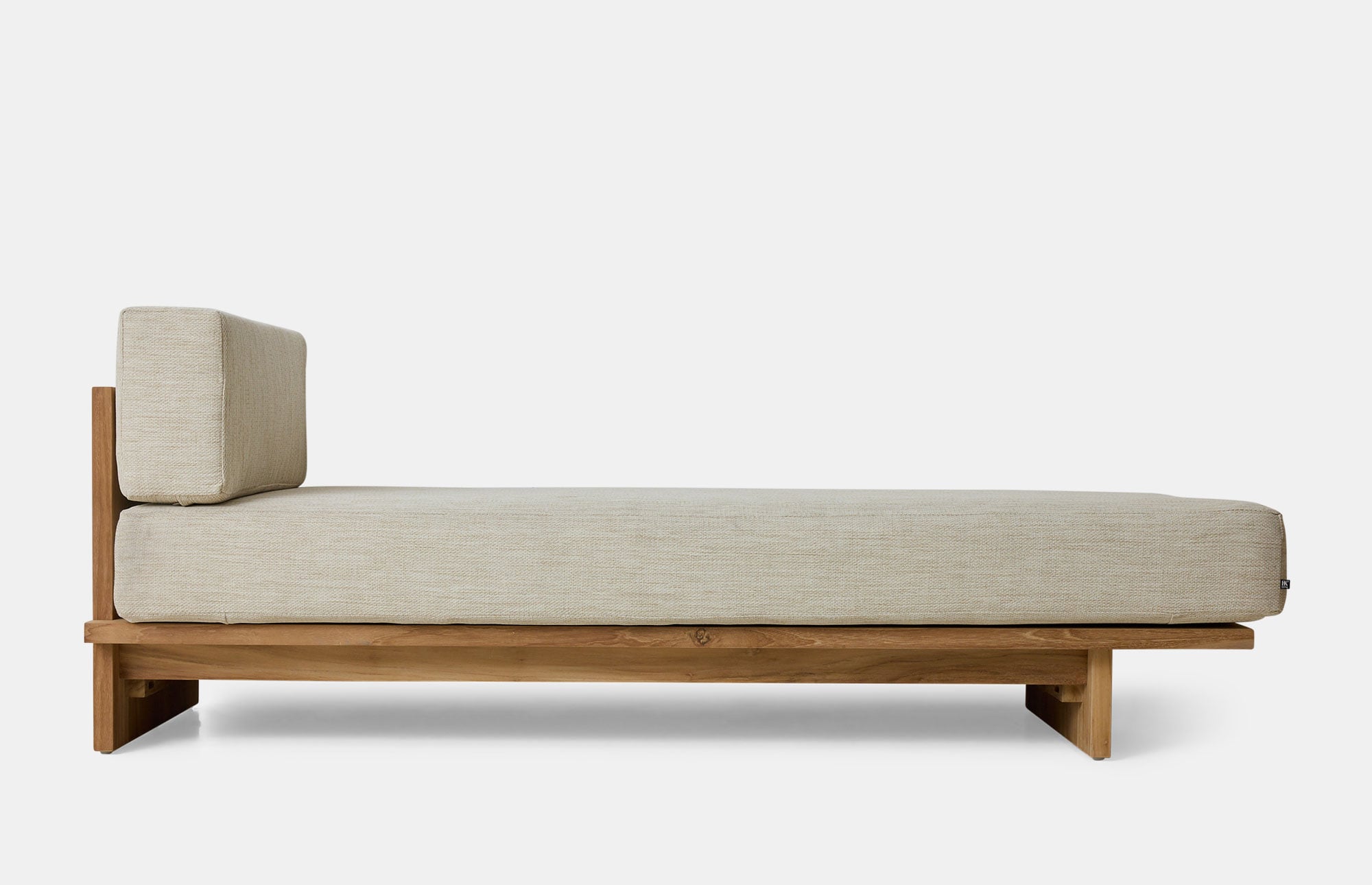 57538 D6ab0e8904 Daybed125971 Portrait