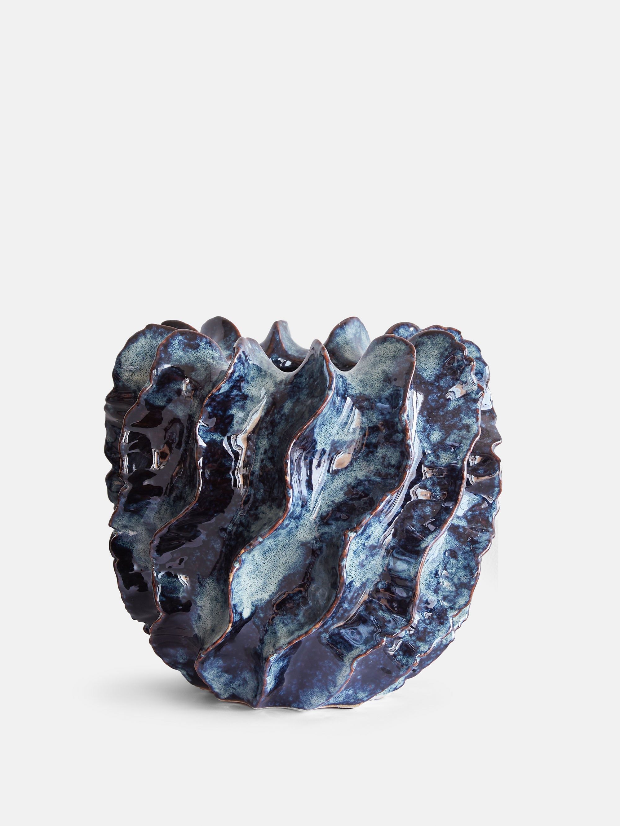 57887 80751be077 Meander Vase Portrait