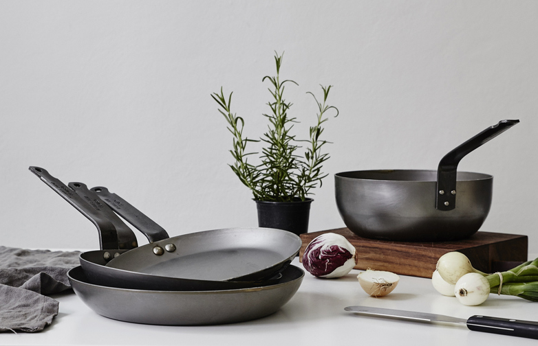 Sautepan Carbon / 24