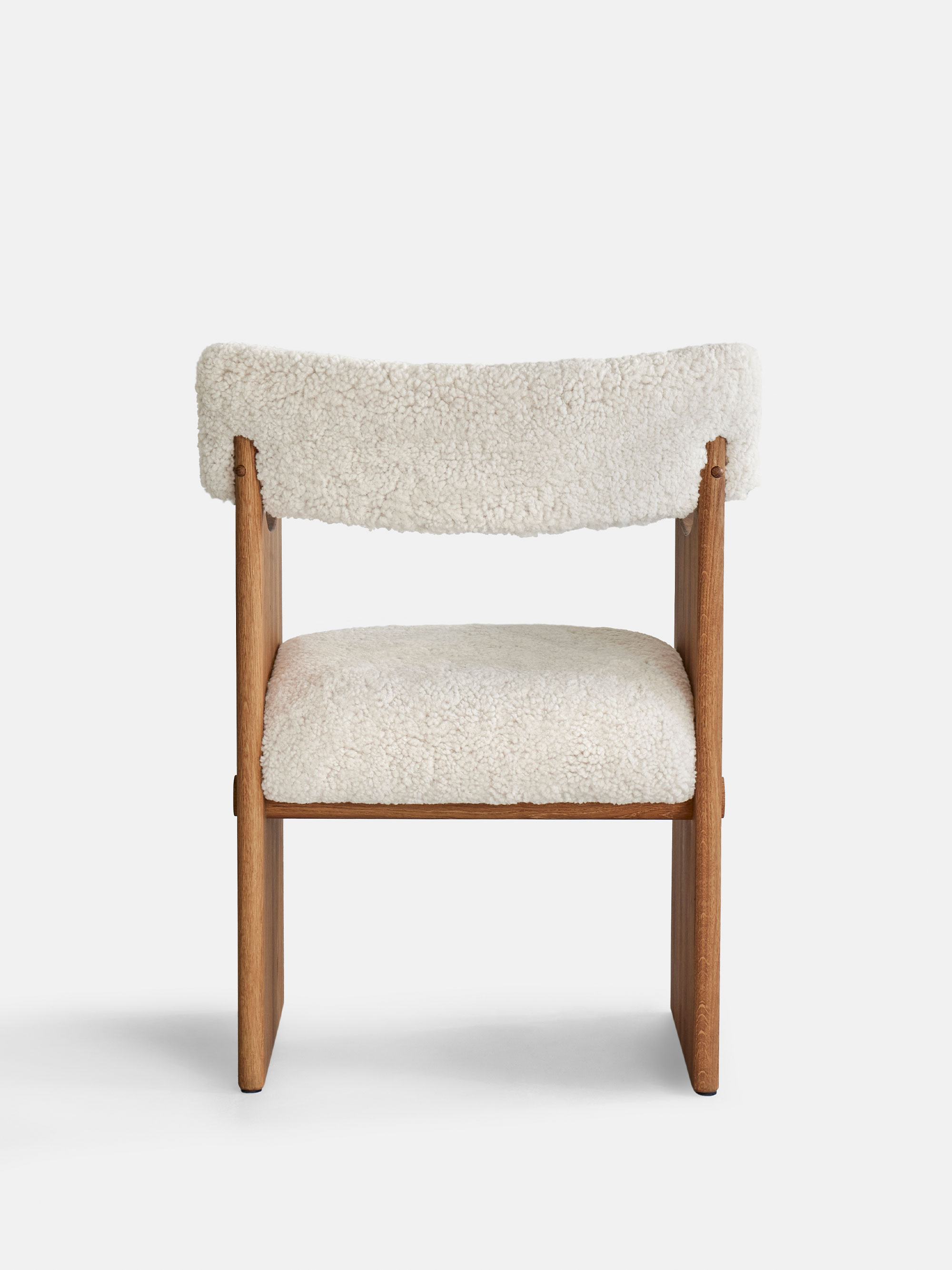 58310 E32b07a390 Axel Chair 4 Portrait