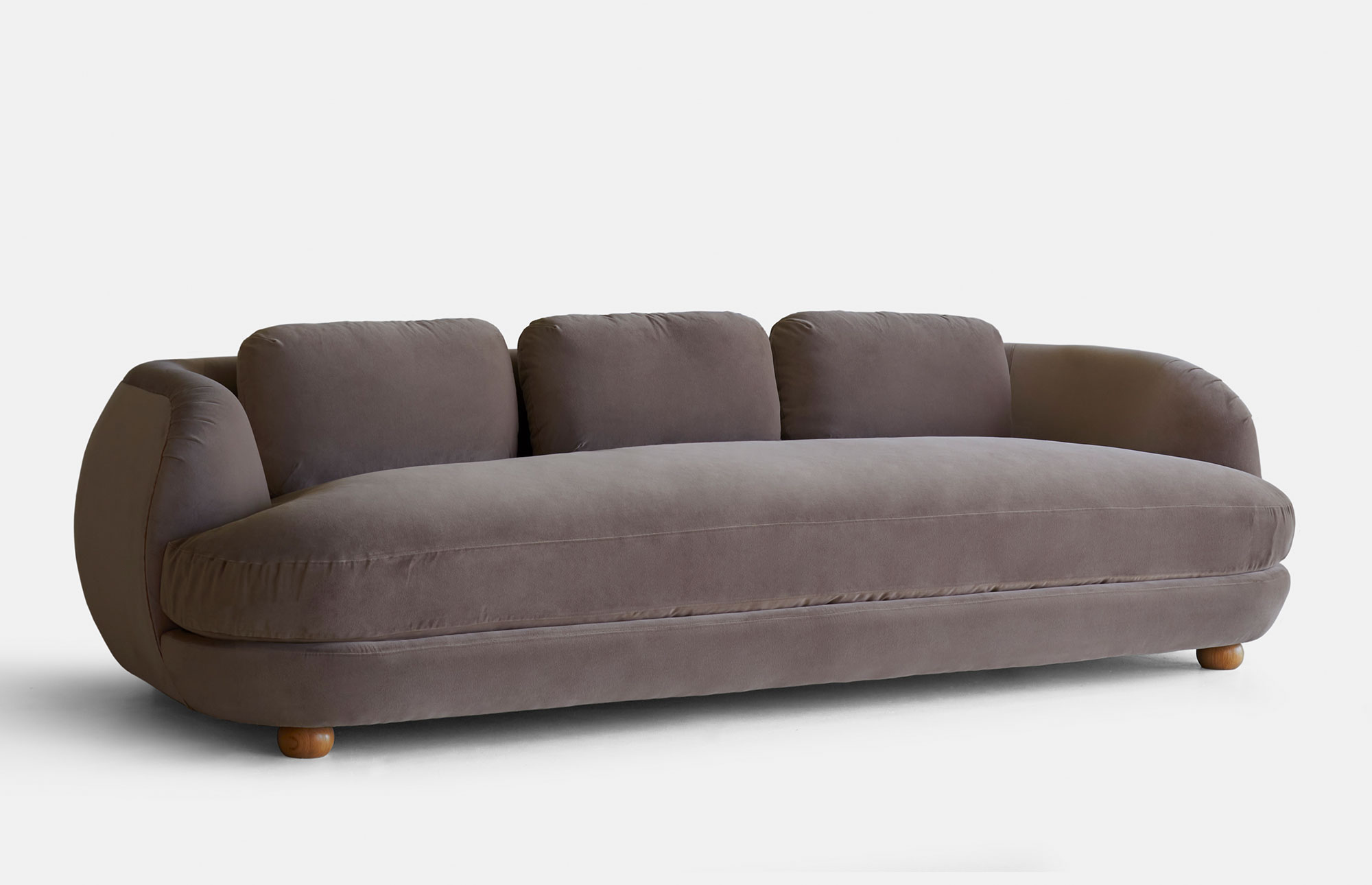 58338 Ea0c91df86 Mamma Sofa Pure Love Velvet 1 Portrait