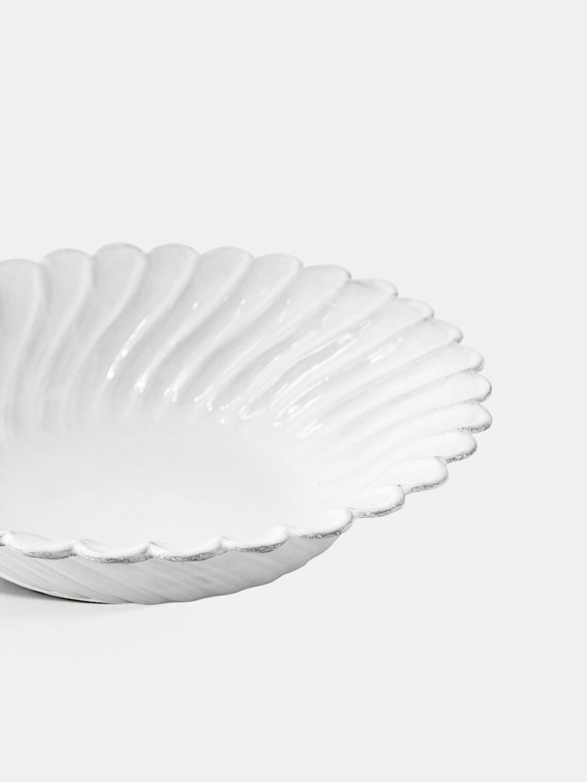 Astier de Villatte — Peggy Fruit Bowl - Small — Bowls | Artilleriet