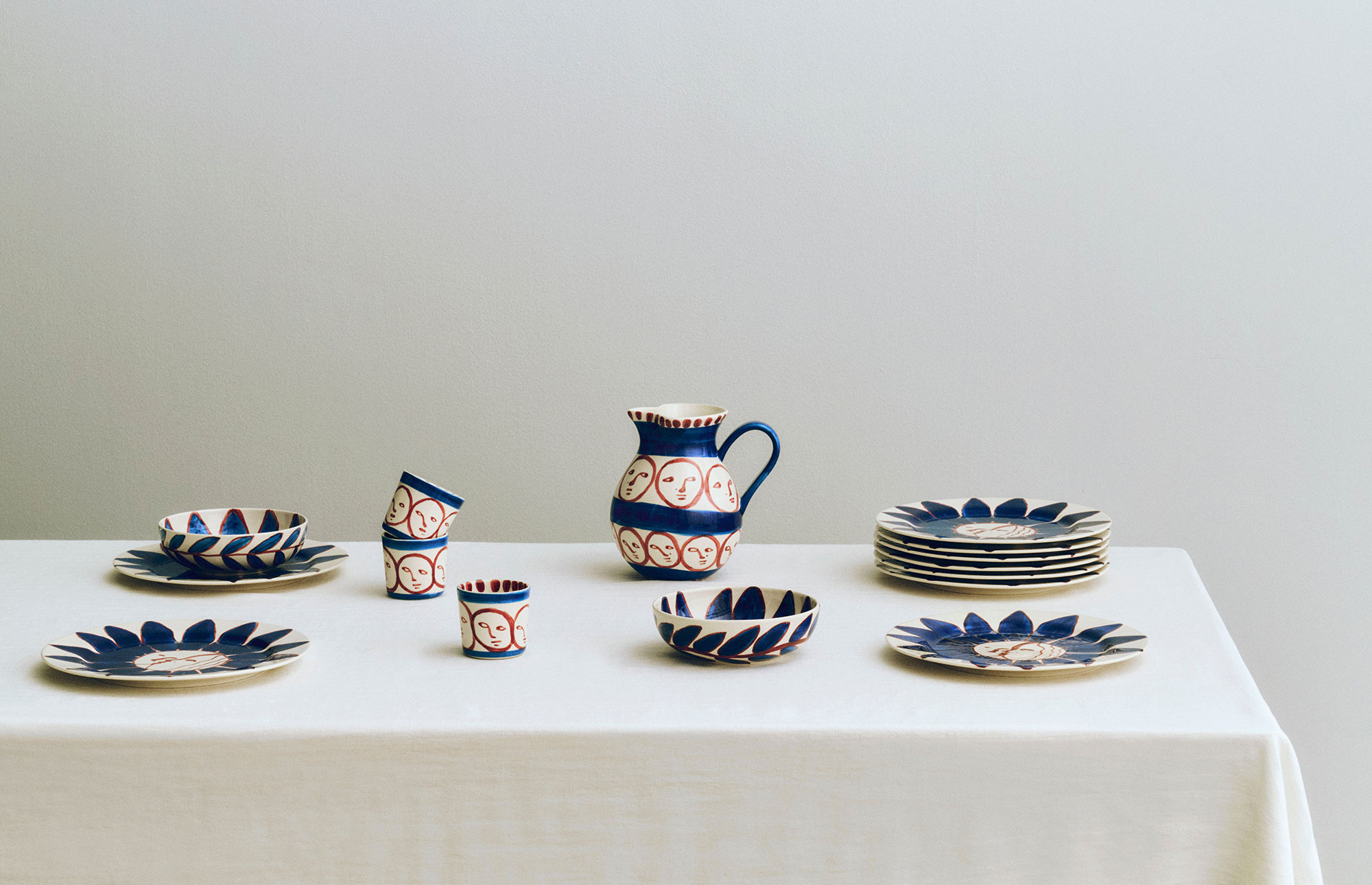 58595 91655fac20 La Pittura Bowl Deep Blue Flower La Pittura Plate Deep Blue Flower La Pittura Cup La Faccia La Pittura Jug La Faccia Portrait