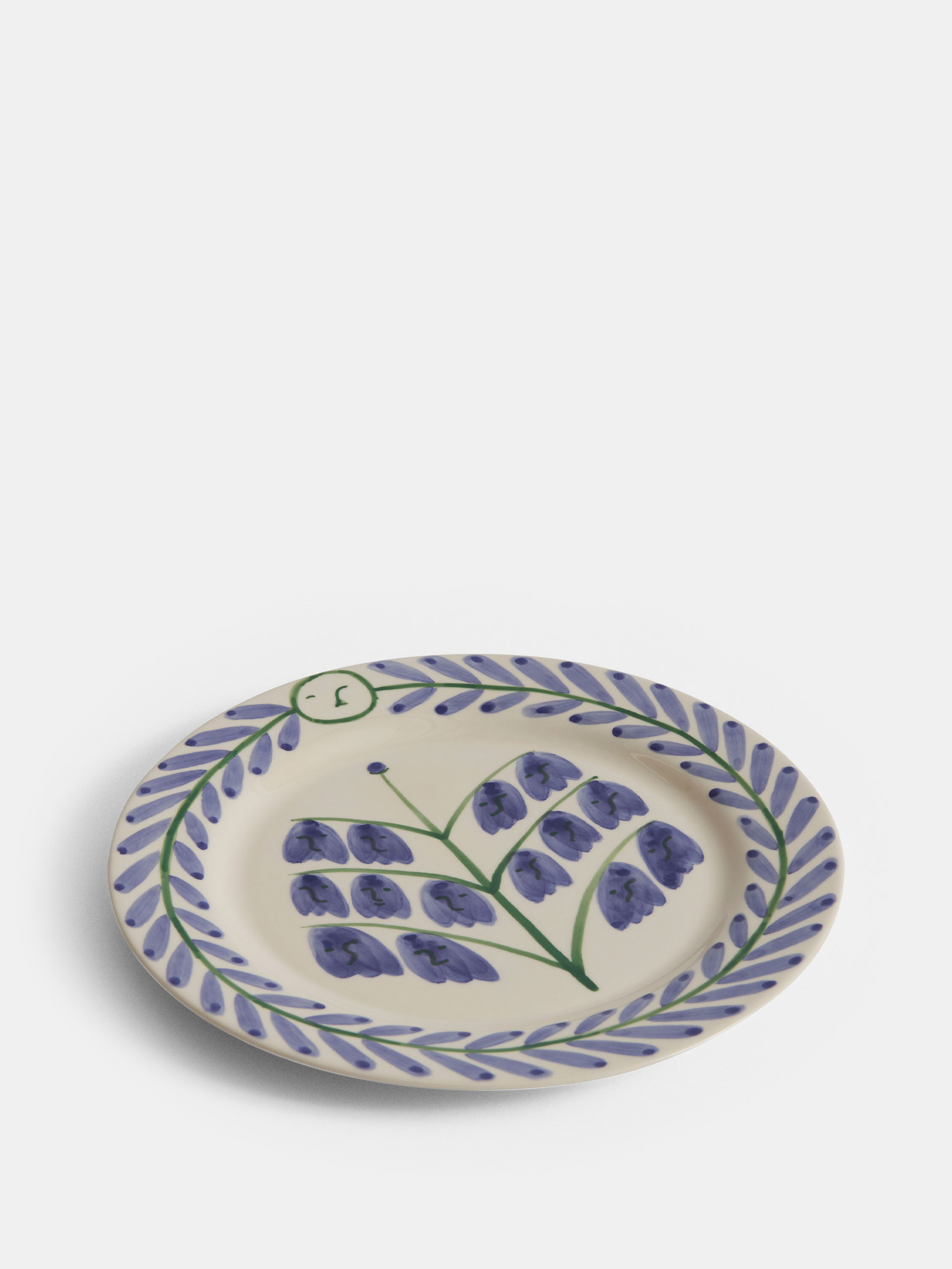 58600 22310fd8f6 Hay La Pittura Plate Oe24 Bluebells Portrait