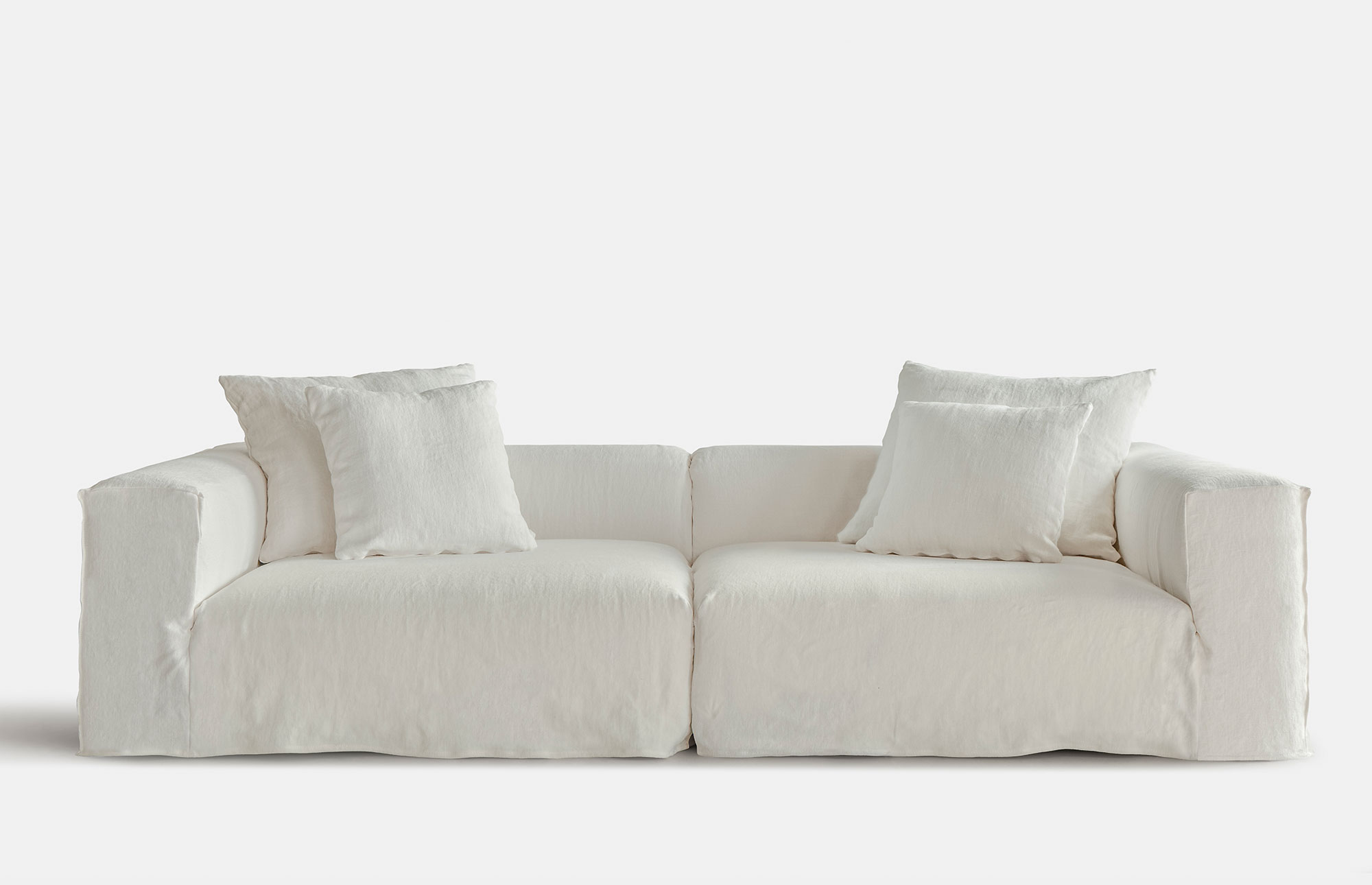 59344 1e8994e6d9 Aure Sofa Artilleriet Portrait