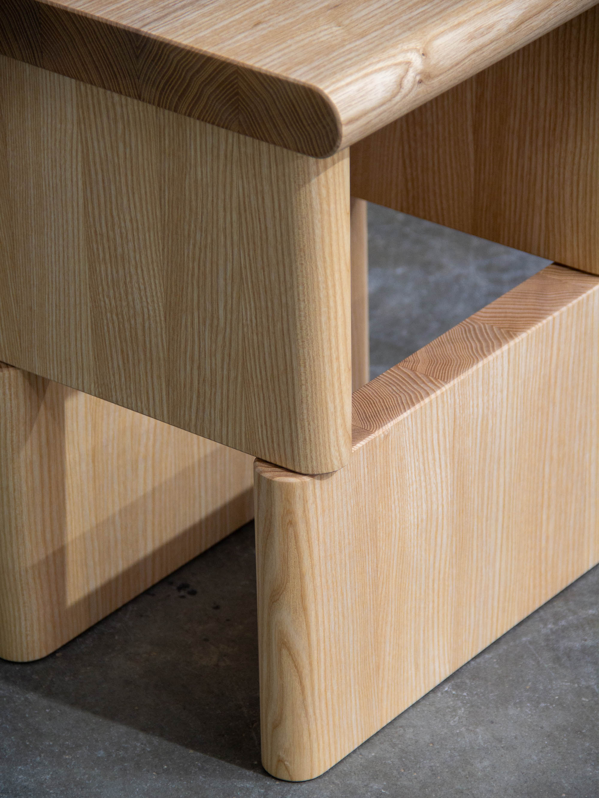 59467 Fcca1a1f18 Topsidestool Ash Portrait