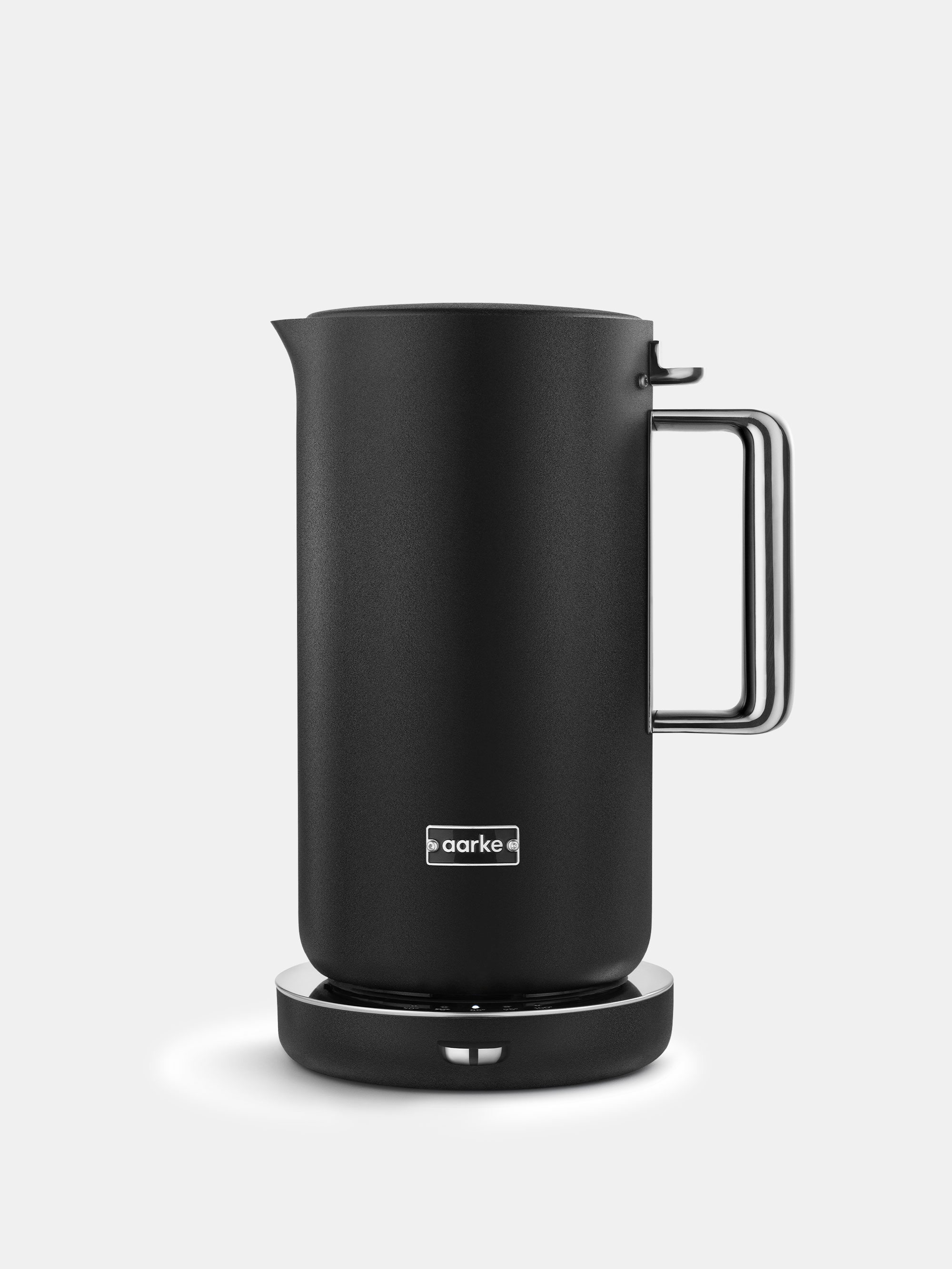 59608 Ba28734d20 Aarke Kettle Black Portrait