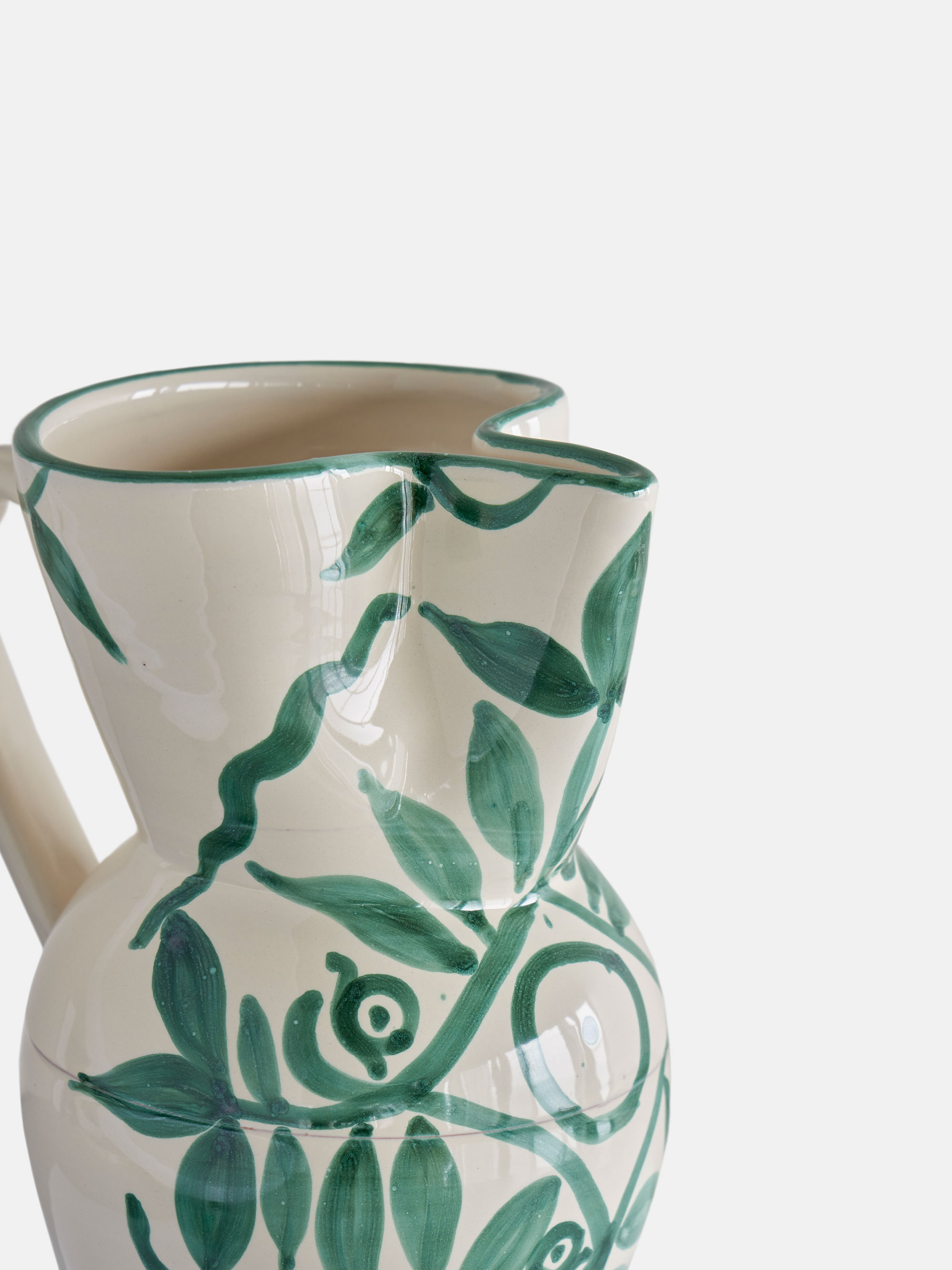 59768 3a5ac3575c Pugila Pitcher Green Portrait