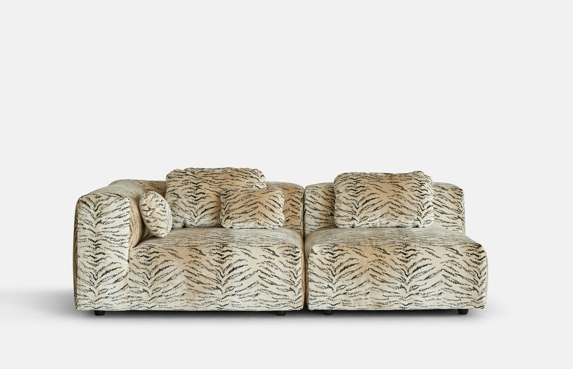 59886 5a29e01491 70 Module Sofa 6 Portrait
