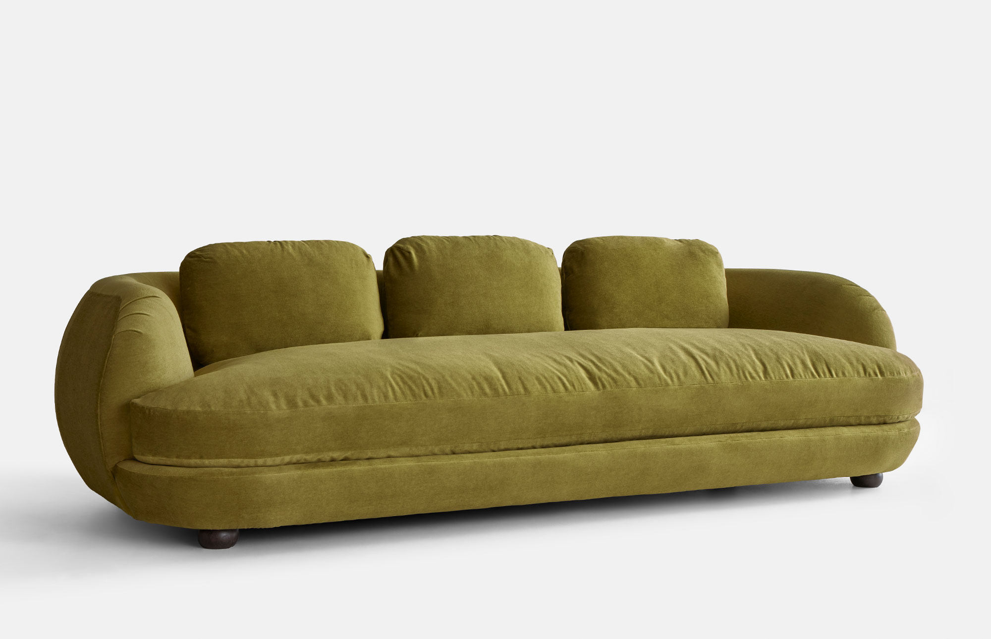 60037 6f22e34107 Mamma Sofa Cloud Velvet 31 1 Portrait