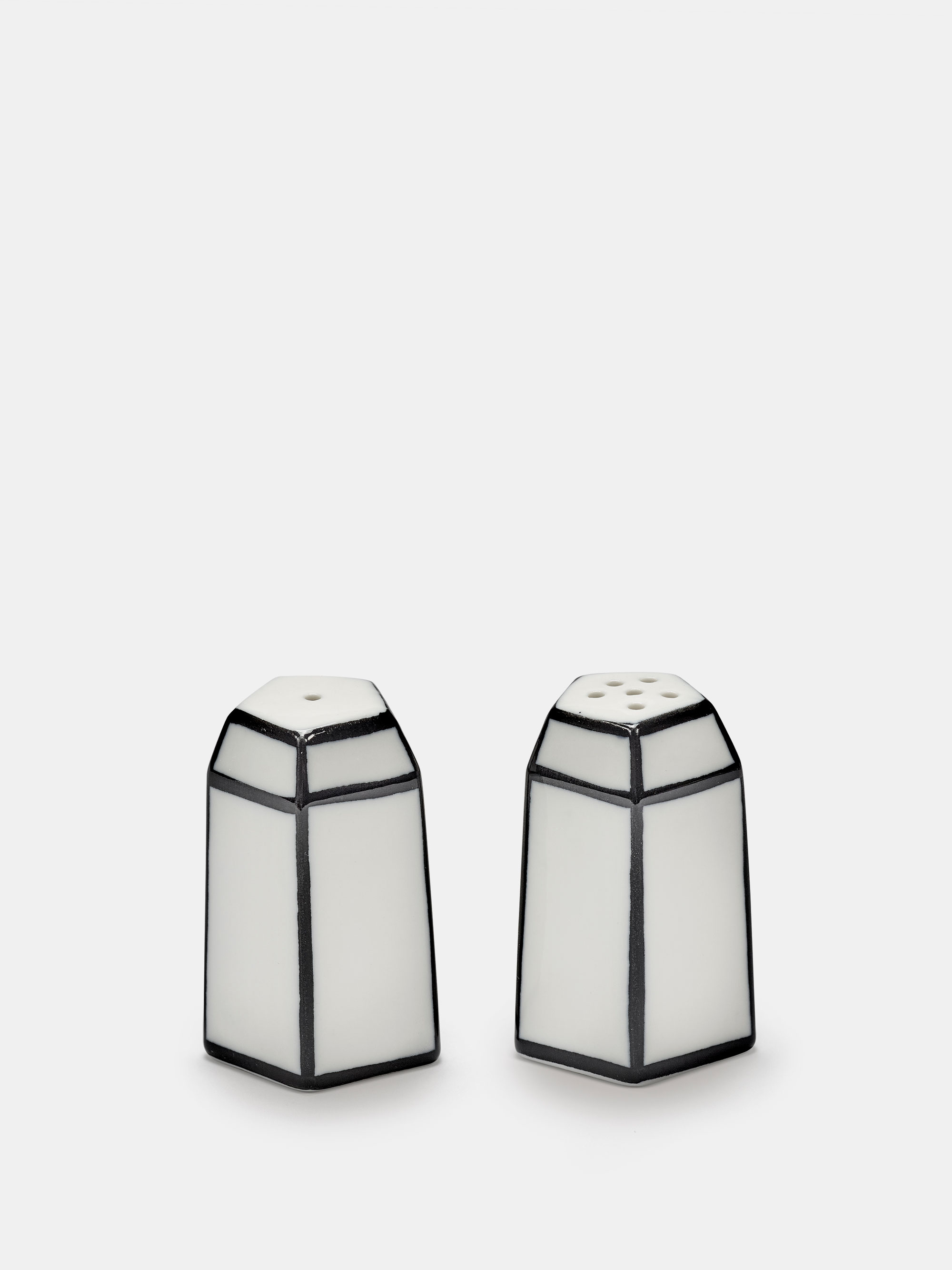60173 852825fa52 Serax Cart Blanche Salt And Pepper Shift Portrait