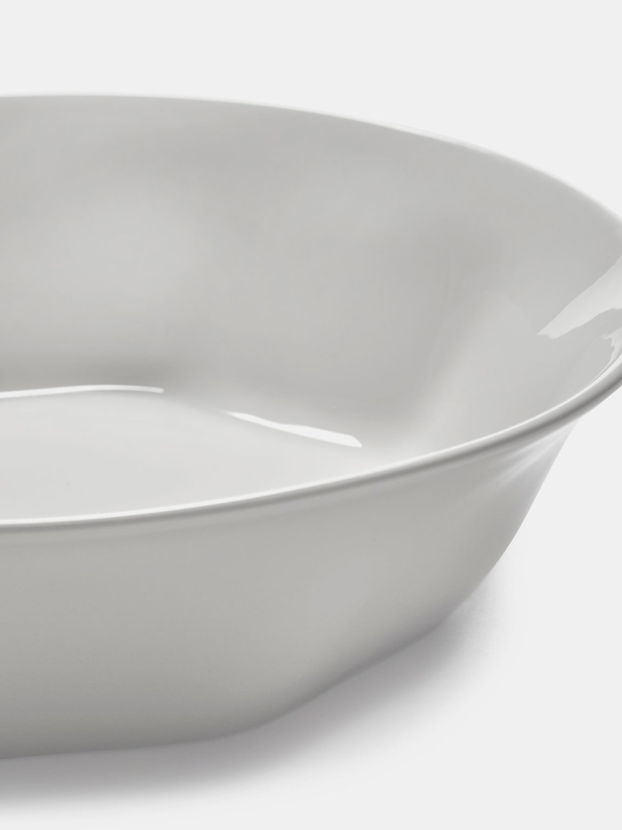 60177 Abd4ec83c0 Serving Bowl White Silhouette 3 Portrait
