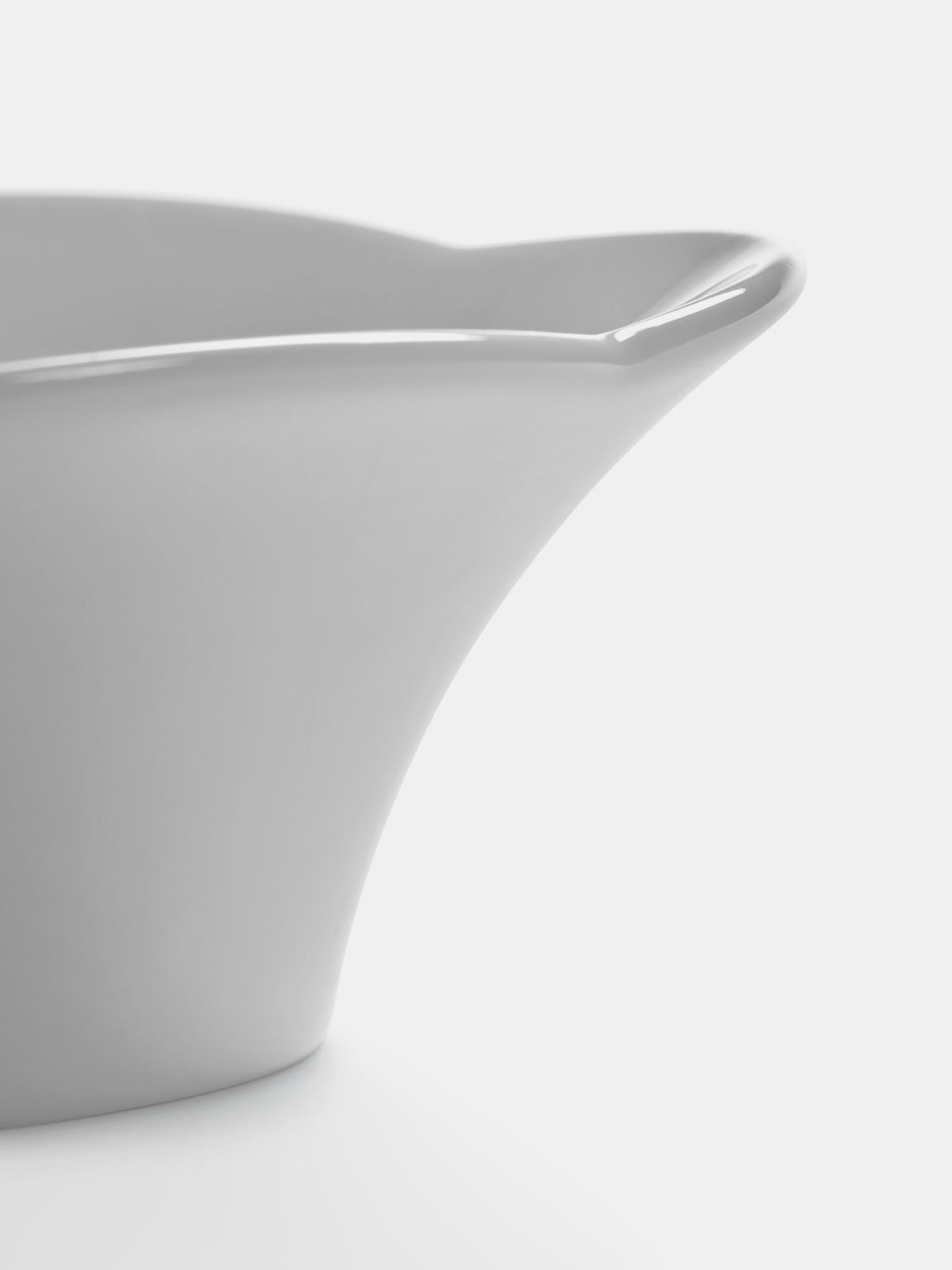 60252 02a343d57e Serving Bowl Oval White Silhouette Portrait