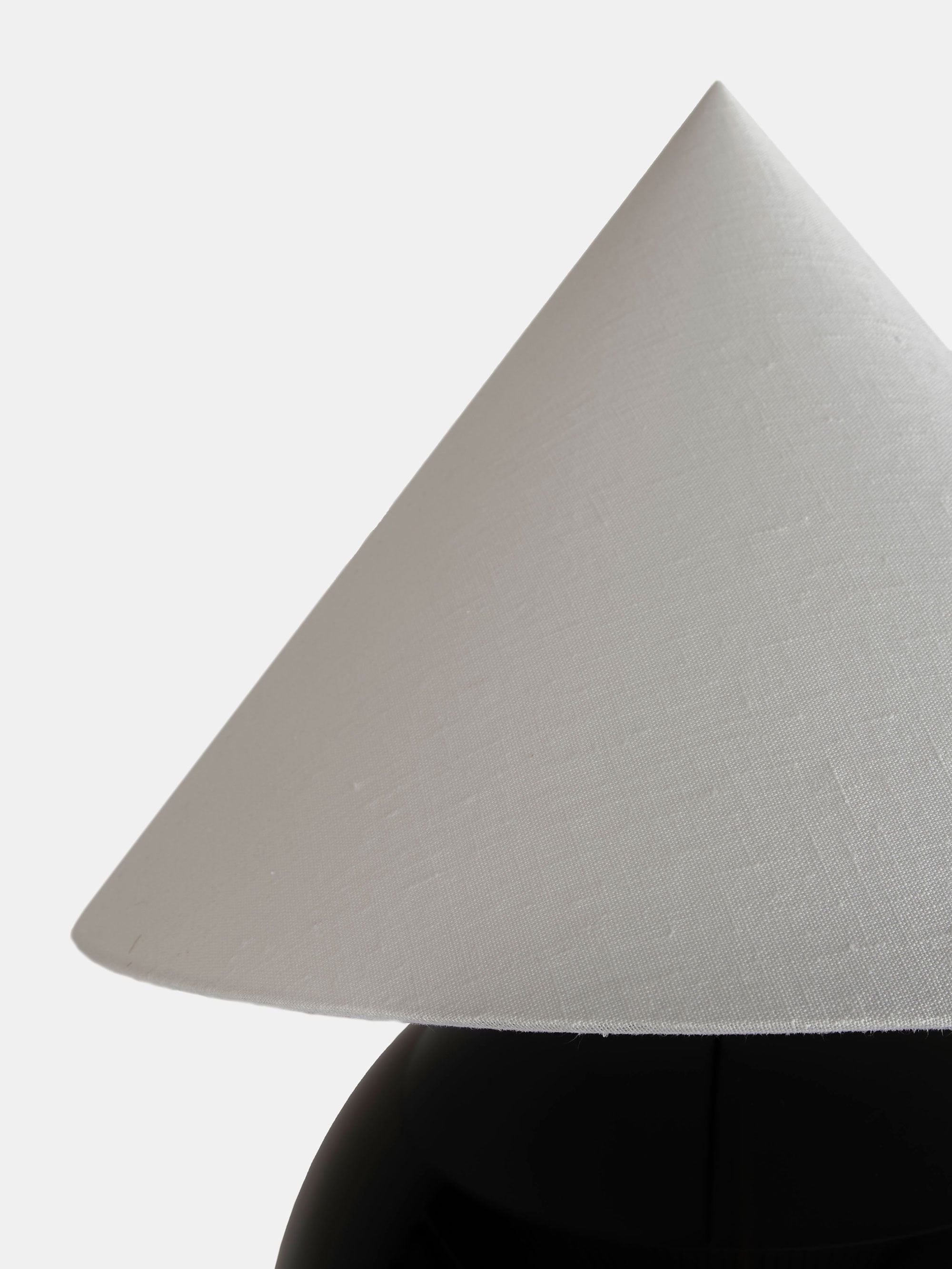 60282 53150210ff 56276 192e37a075 Artilleriet Atelier Barbara Table Lamp Black 3124485 Original Portrait