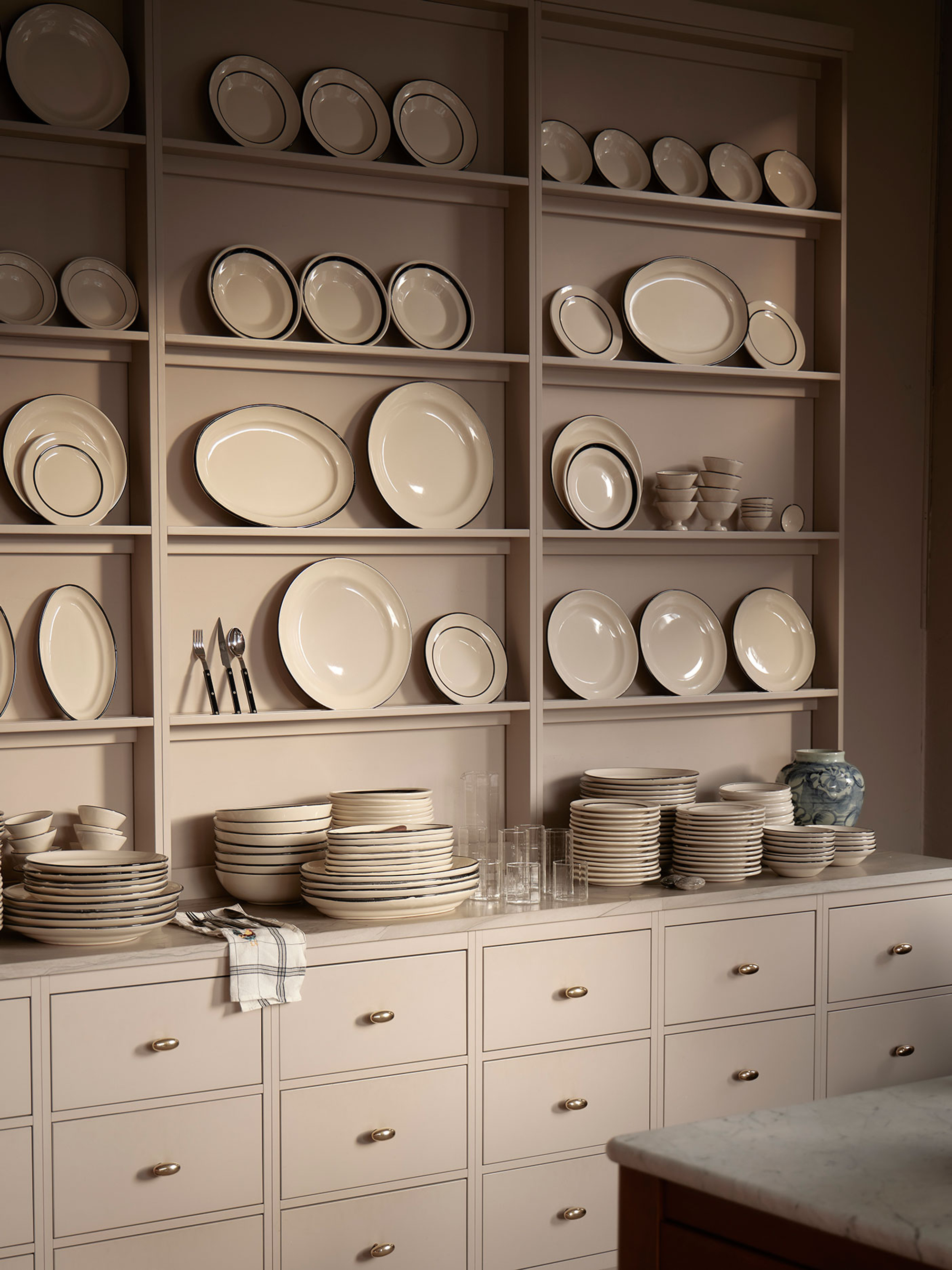 60640 9561bc79a3 Artilleriet Kitchen 7 Portrait