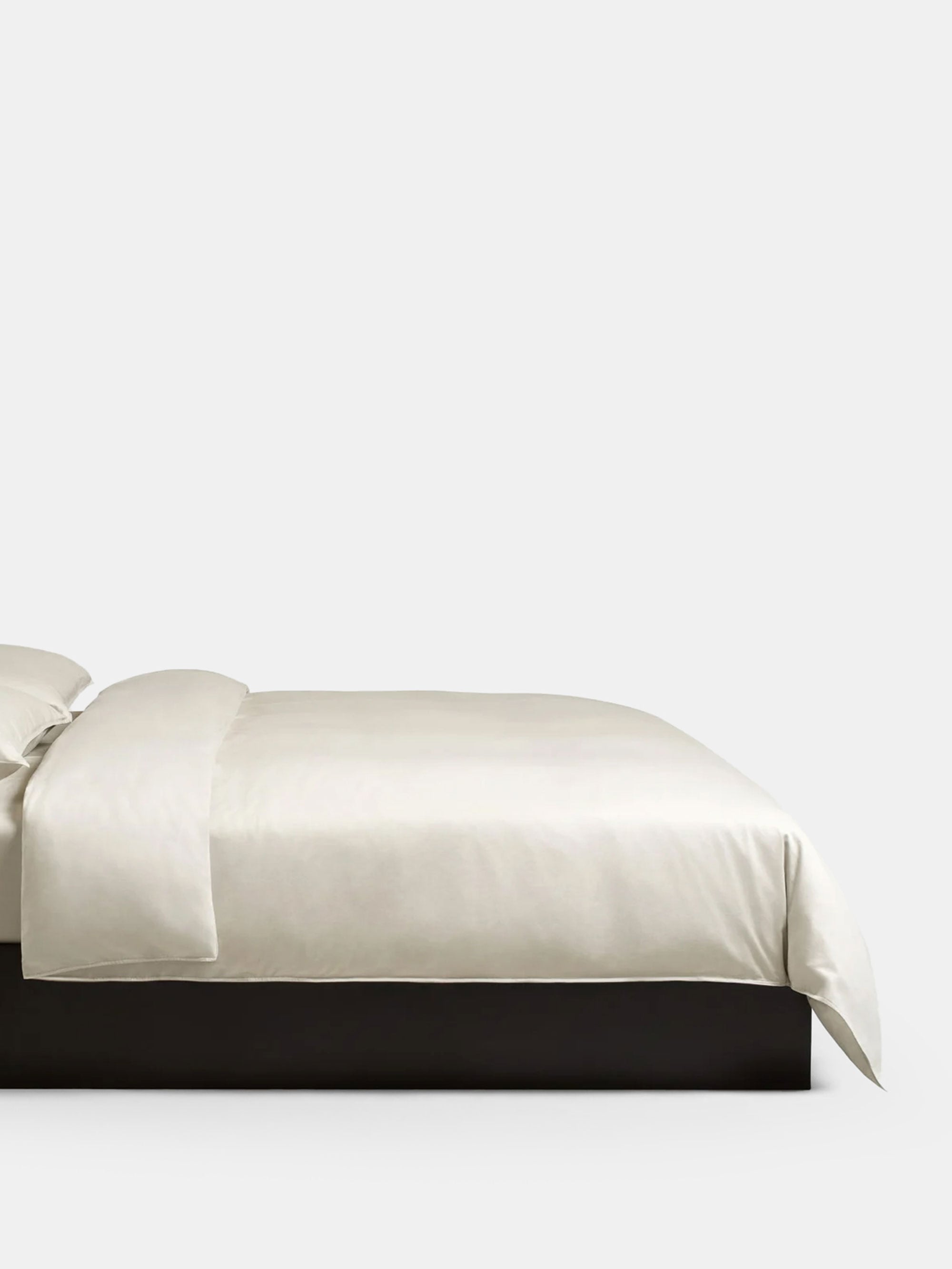 60914 61e20a840e Sateen Duvet Cover Shift Portrait