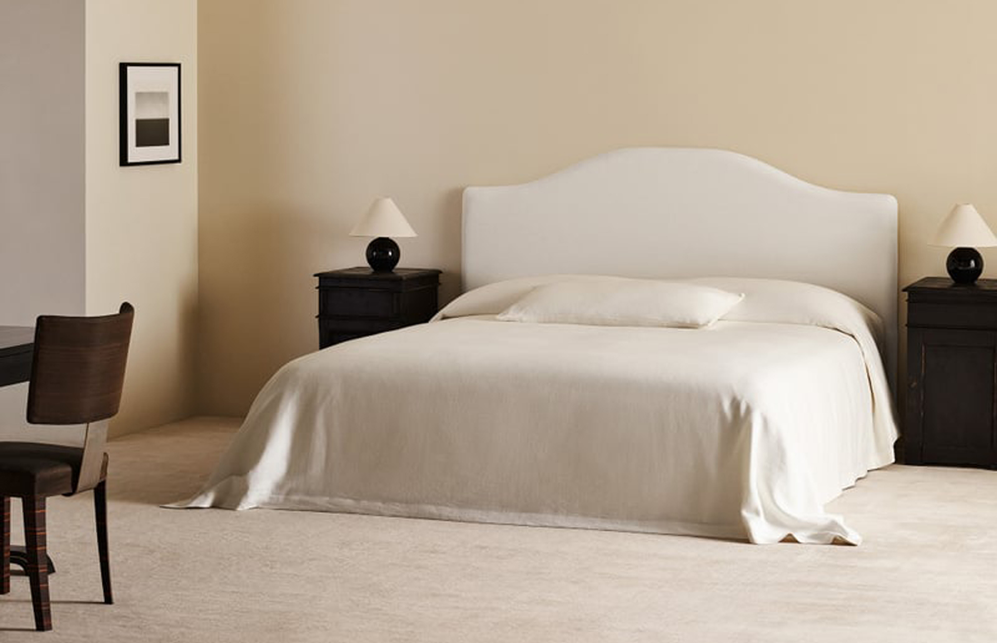 61048 Fc1023afc7 60951 2cc8dd400f Studio Linen Bedspread 265x280 White 2 Original Portrait
