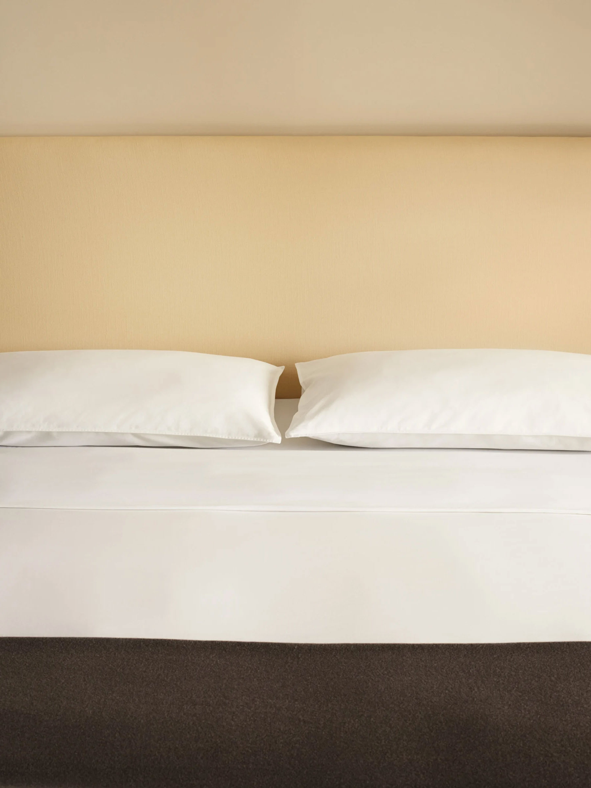 61067 009e944d28 Signature Headboard Leo 2 Portrait