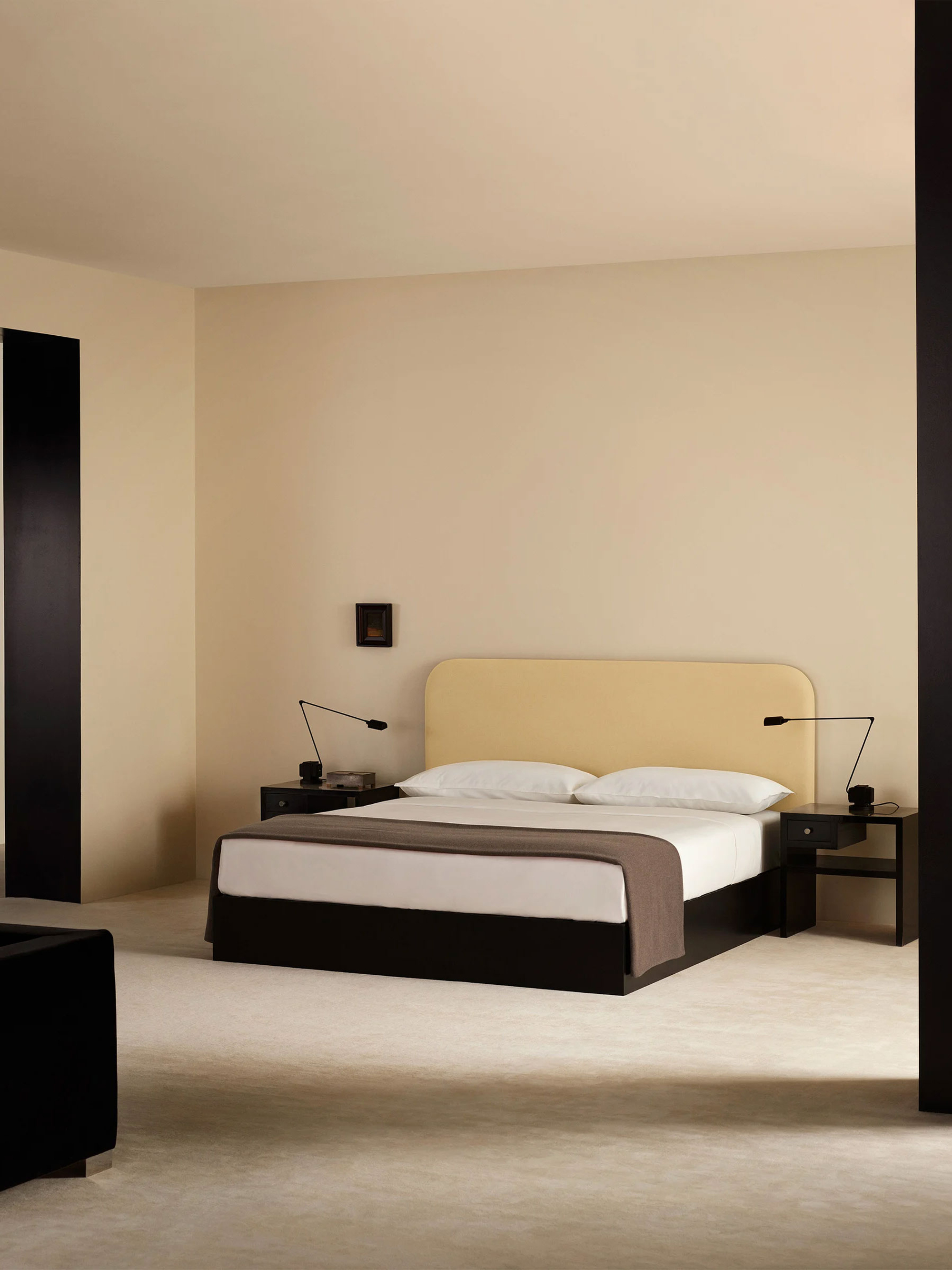 61138 8c4a35e71f Signature Headboard Leo 3 Portrait