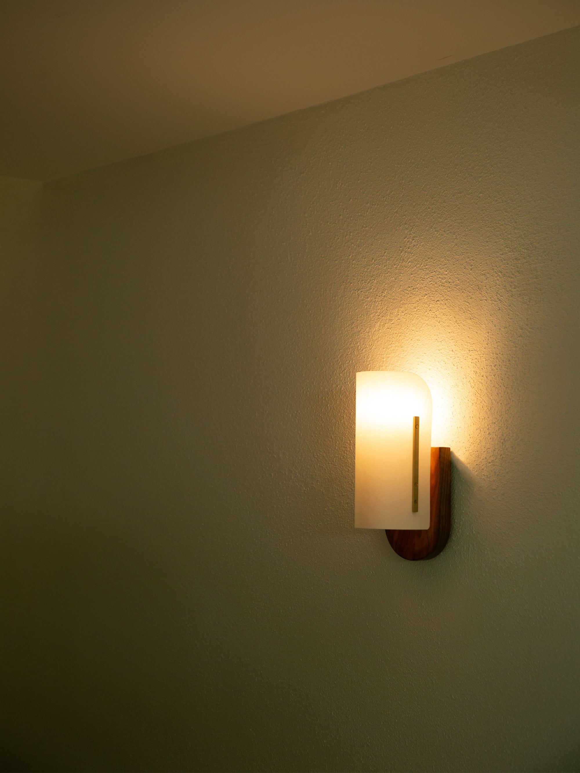 61170 5b4548c5e0 Modernist Timber Wall Lamp Joe Armitage 1 Portrait