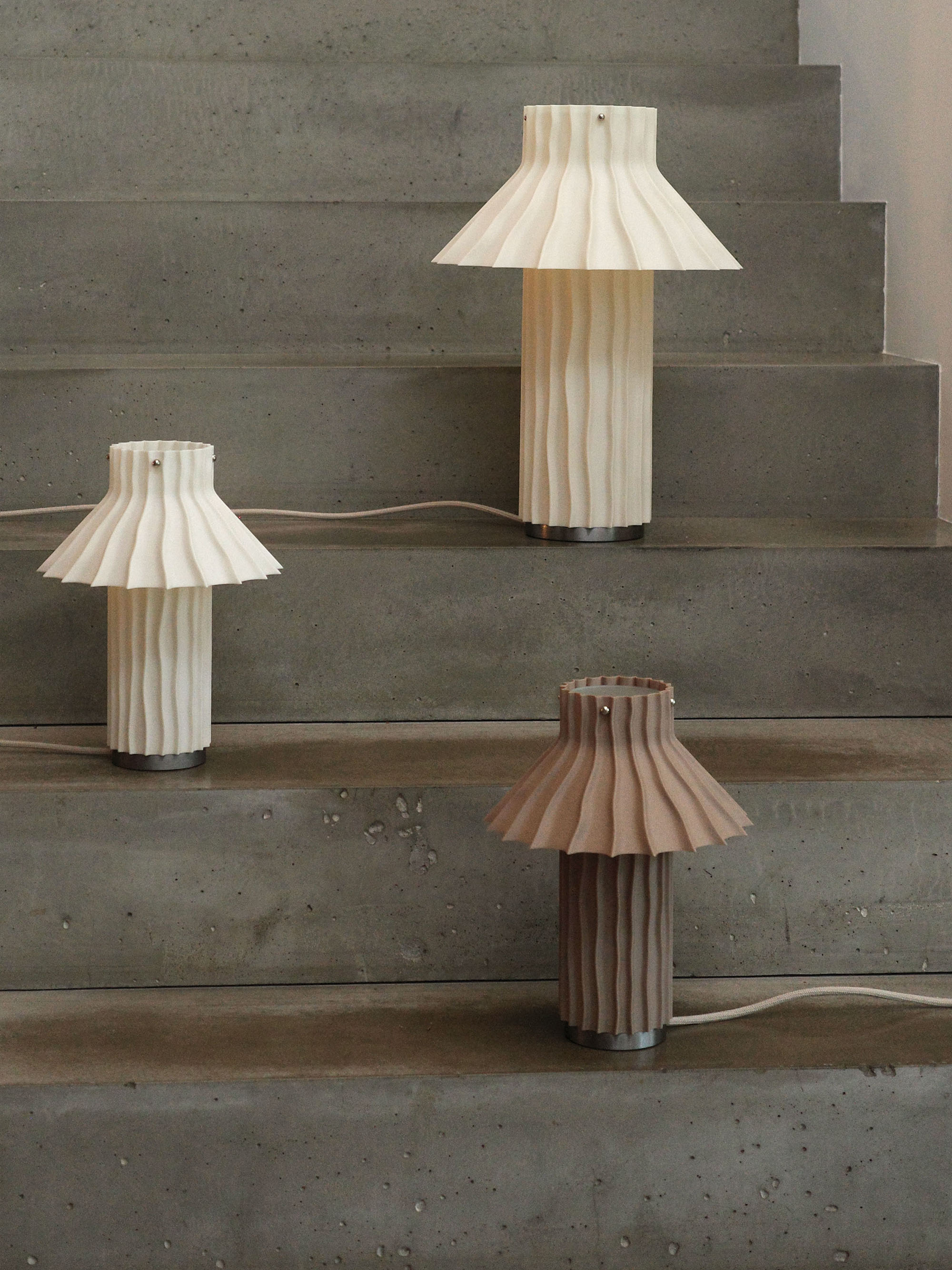 61210 5f29089949 Kakta Table Lamp Large Vanilla Hyfer Objects 7 Portrait