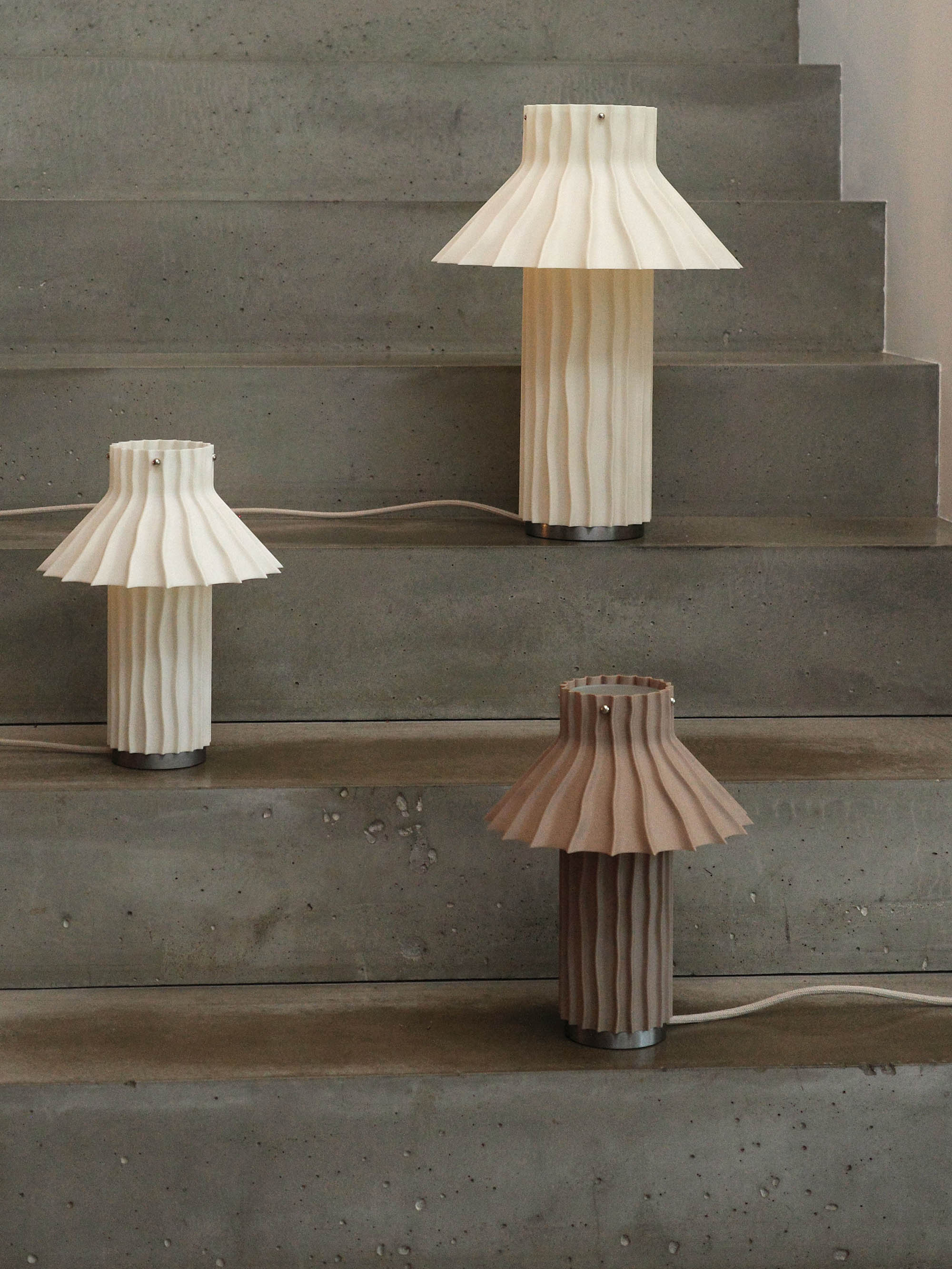 61213 02f4ce3473 Kakta Table Lamp Small Linen Hyfer Objects 6 Portrait