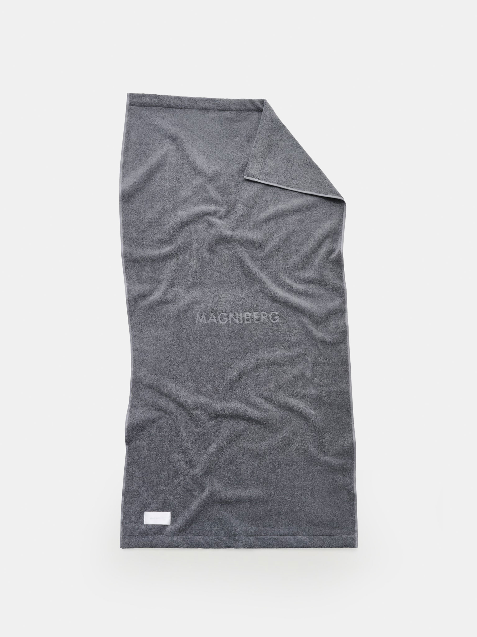 61241 0ed36242af Gelato Bath Towel Sheet Salmiak Grey 004 4c4c30d0 Ed37 4baa B4e4 945b6c355c42 1800 3 Portrait